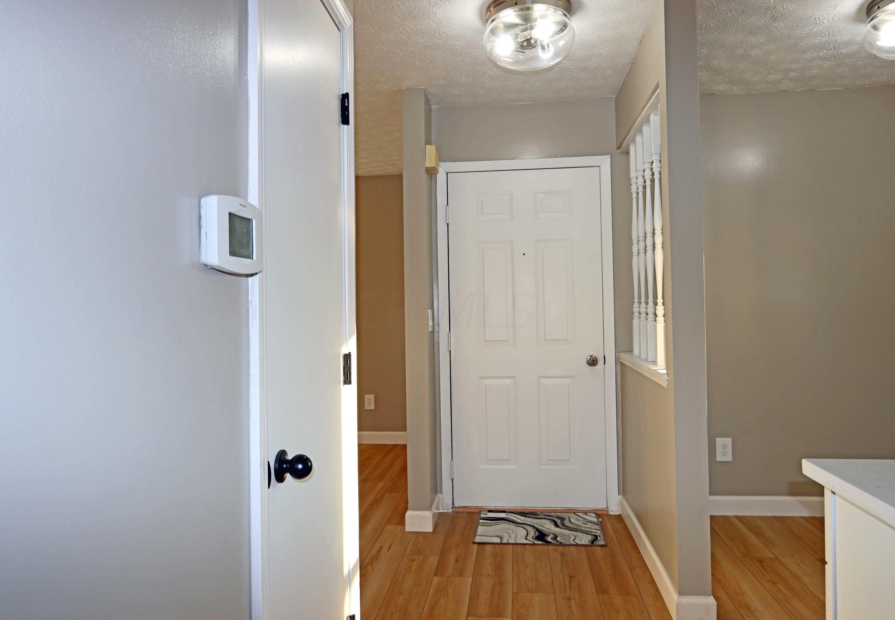 5724 Rachel Ct, Hilliard OH  43026-9619 exterior