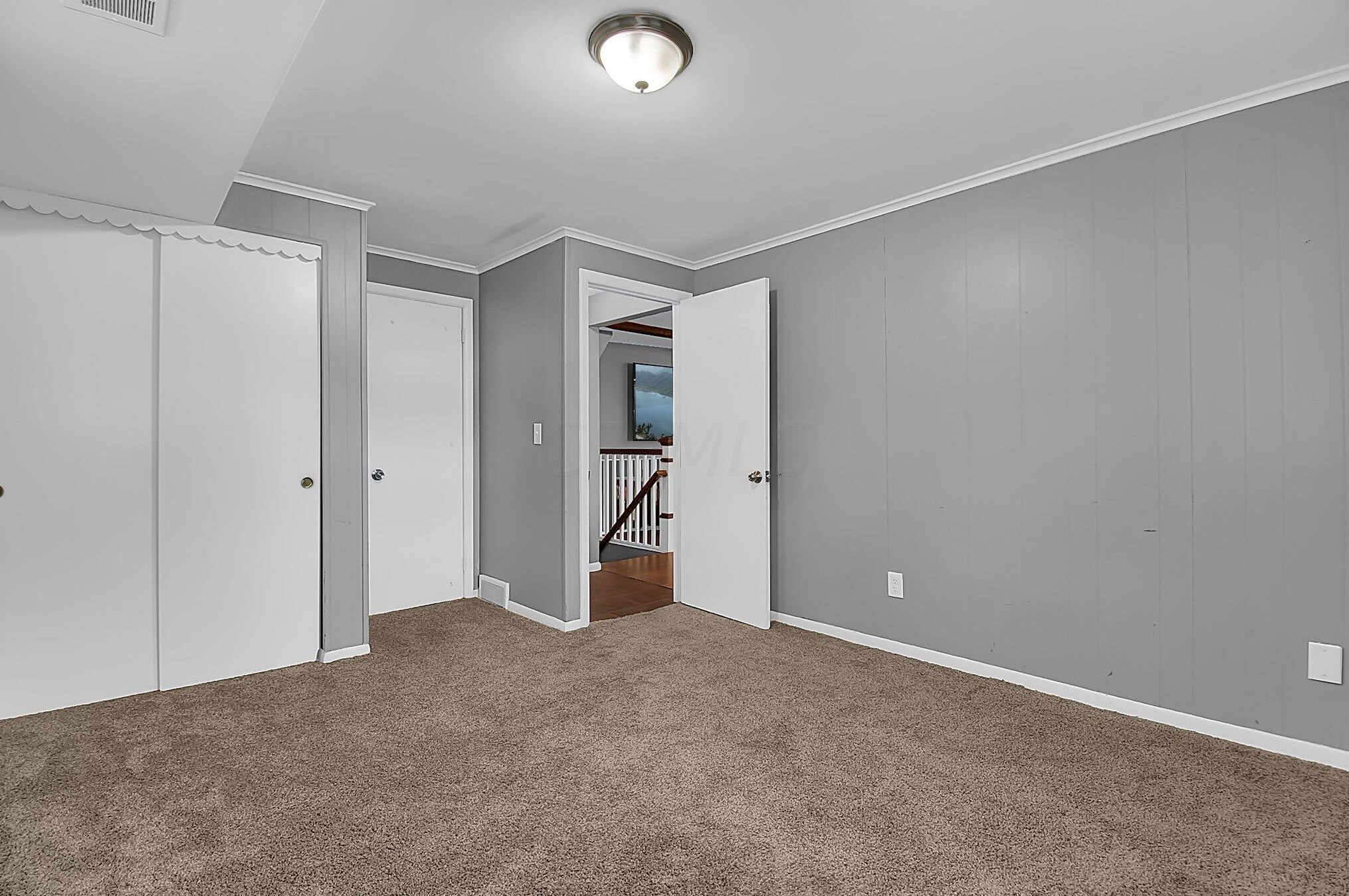 1916 Birkdale Dr, Columbus OH 43232-3062 exterior