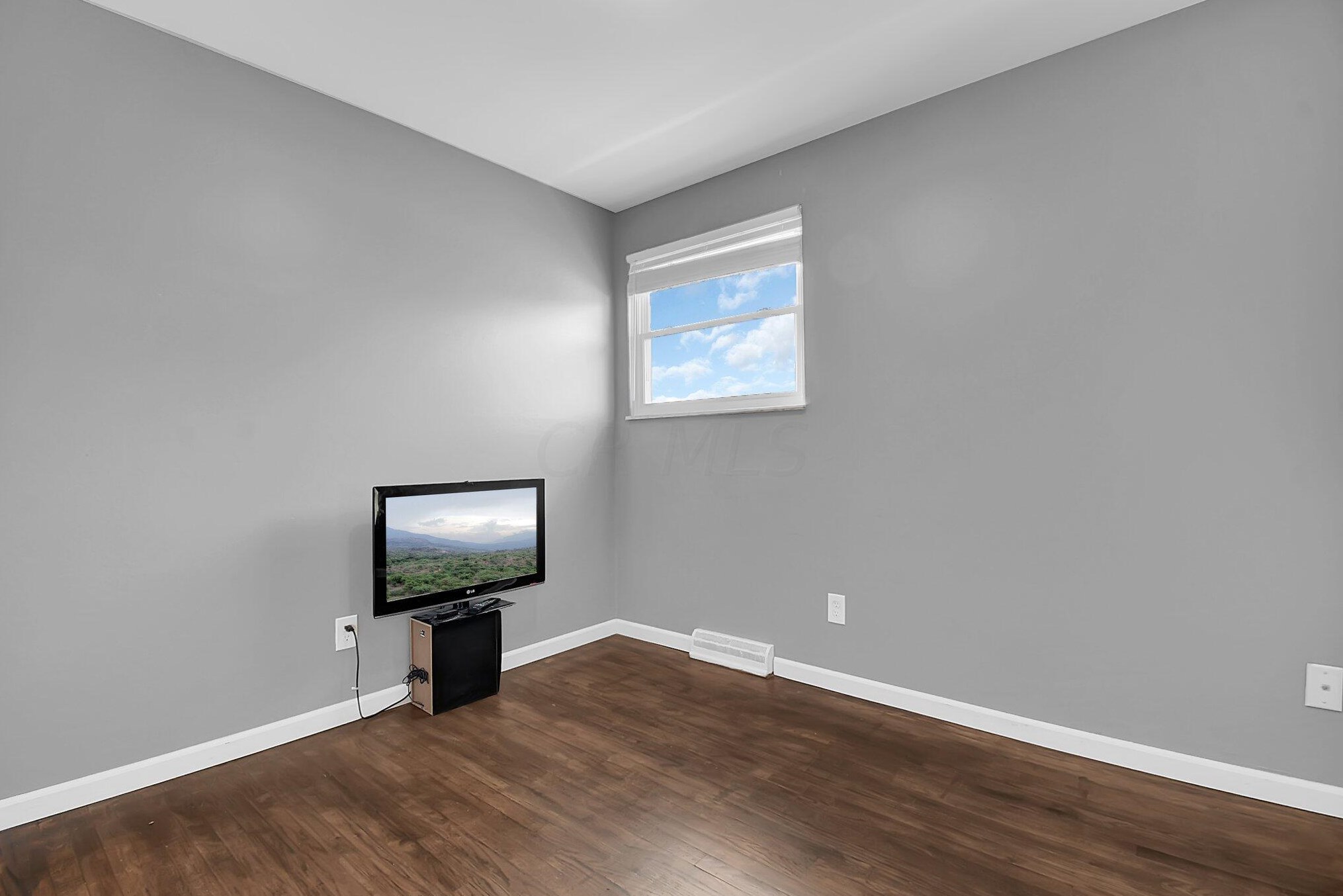 1916 Birkdale Dr, Columbus OH 43232-3062 exterior