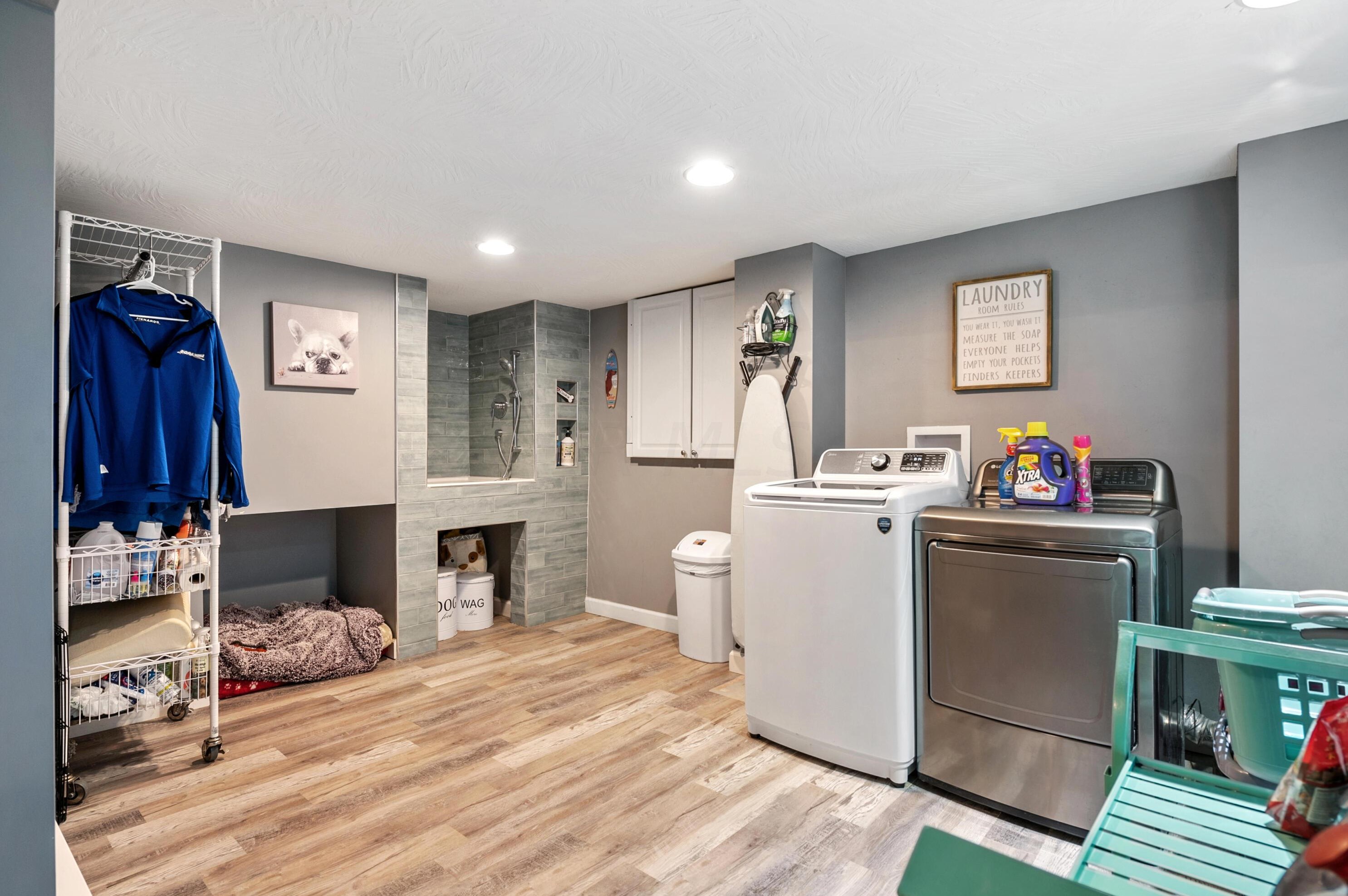 2103 Scenic Dr, Lancaster OH 43130-1163 exterior