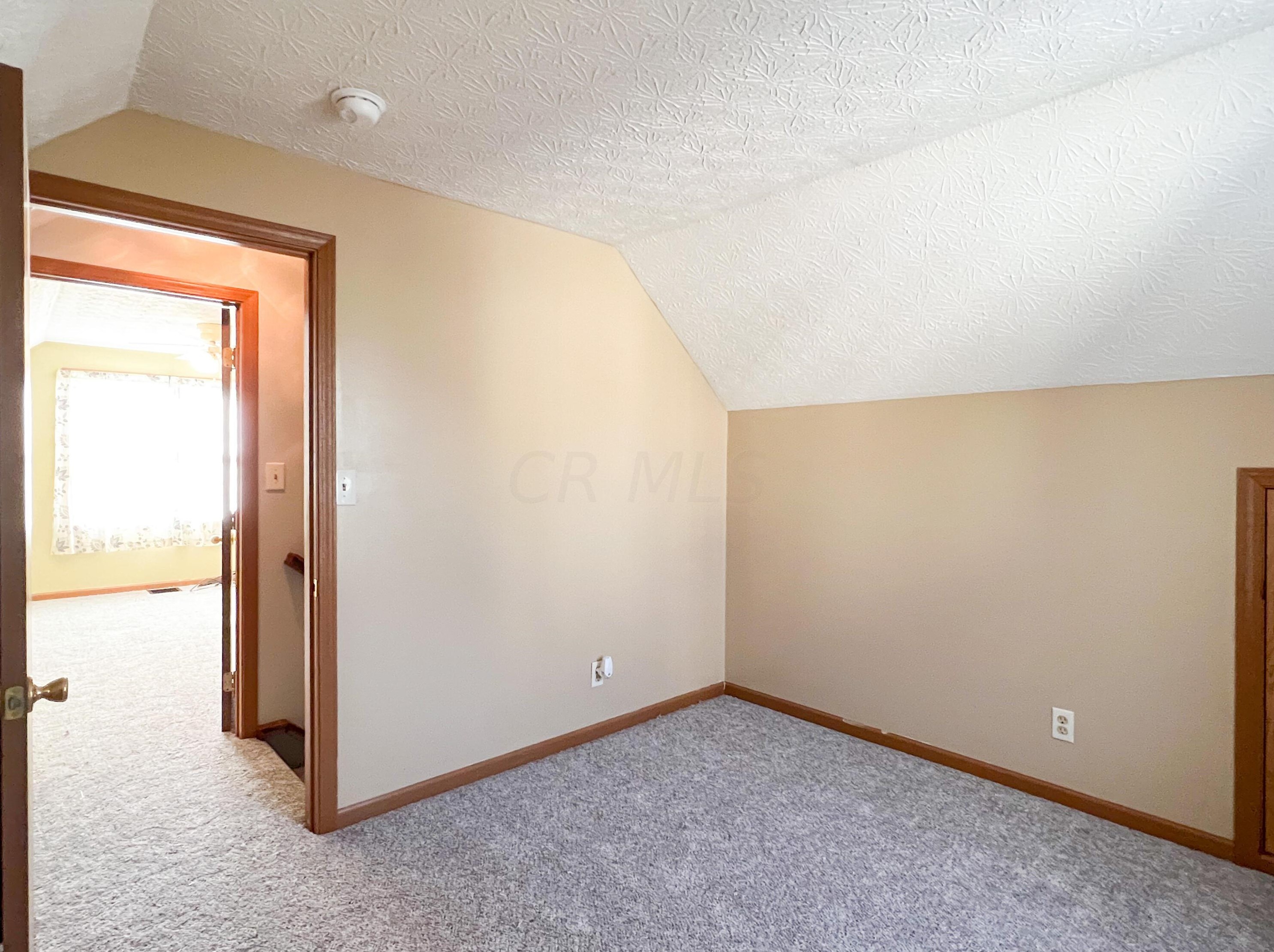 2089 Argyle Dr, Columbus OH 43219-1117 exterior