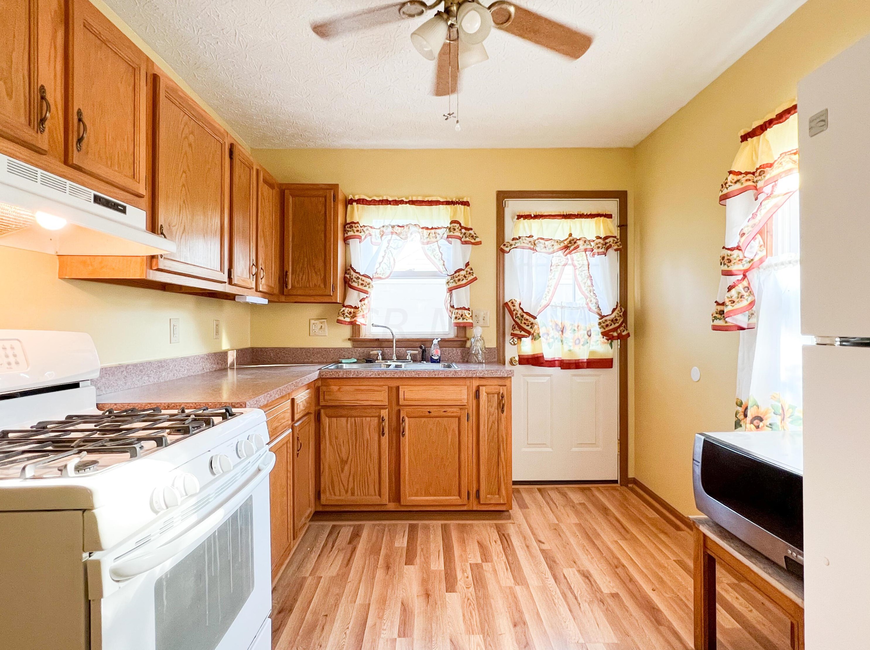 2089 Argyle Dr, Columbus OH 43219-1117 exterior