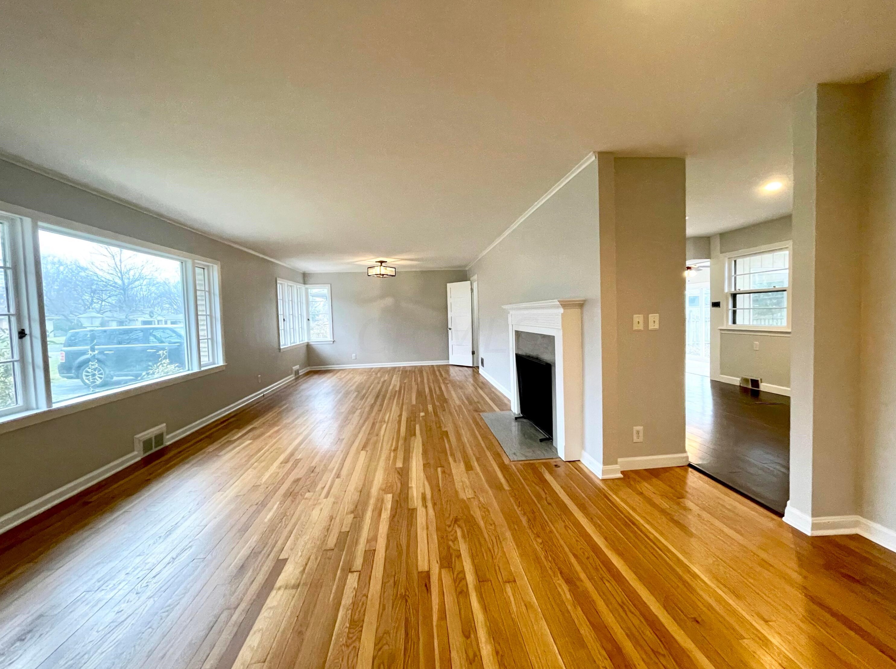 2420 Farleigh Rd, Columbus OH  43221-2616 exterior