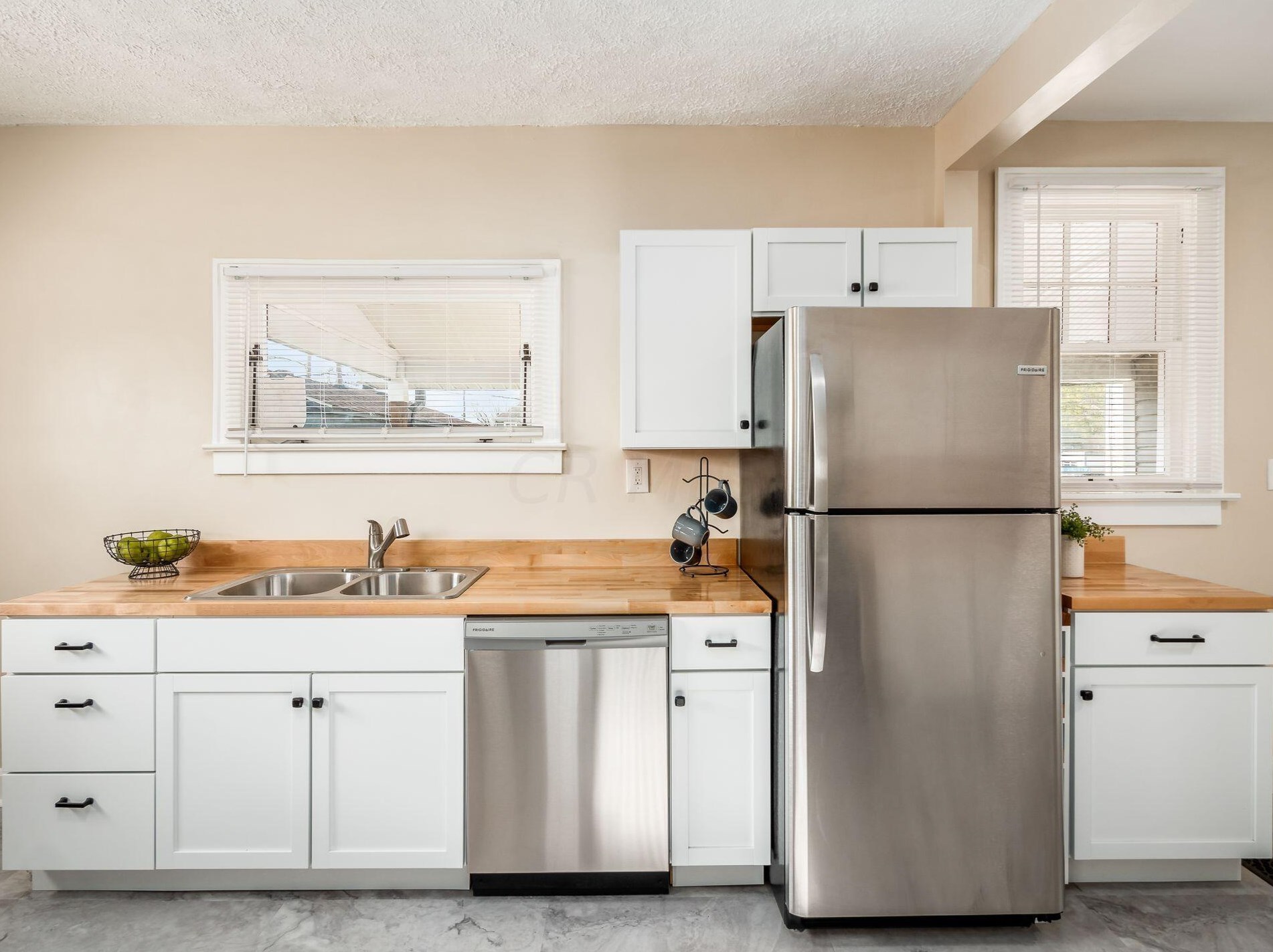 87 Yale Ave, Columbus OH 43223-1344 exterior