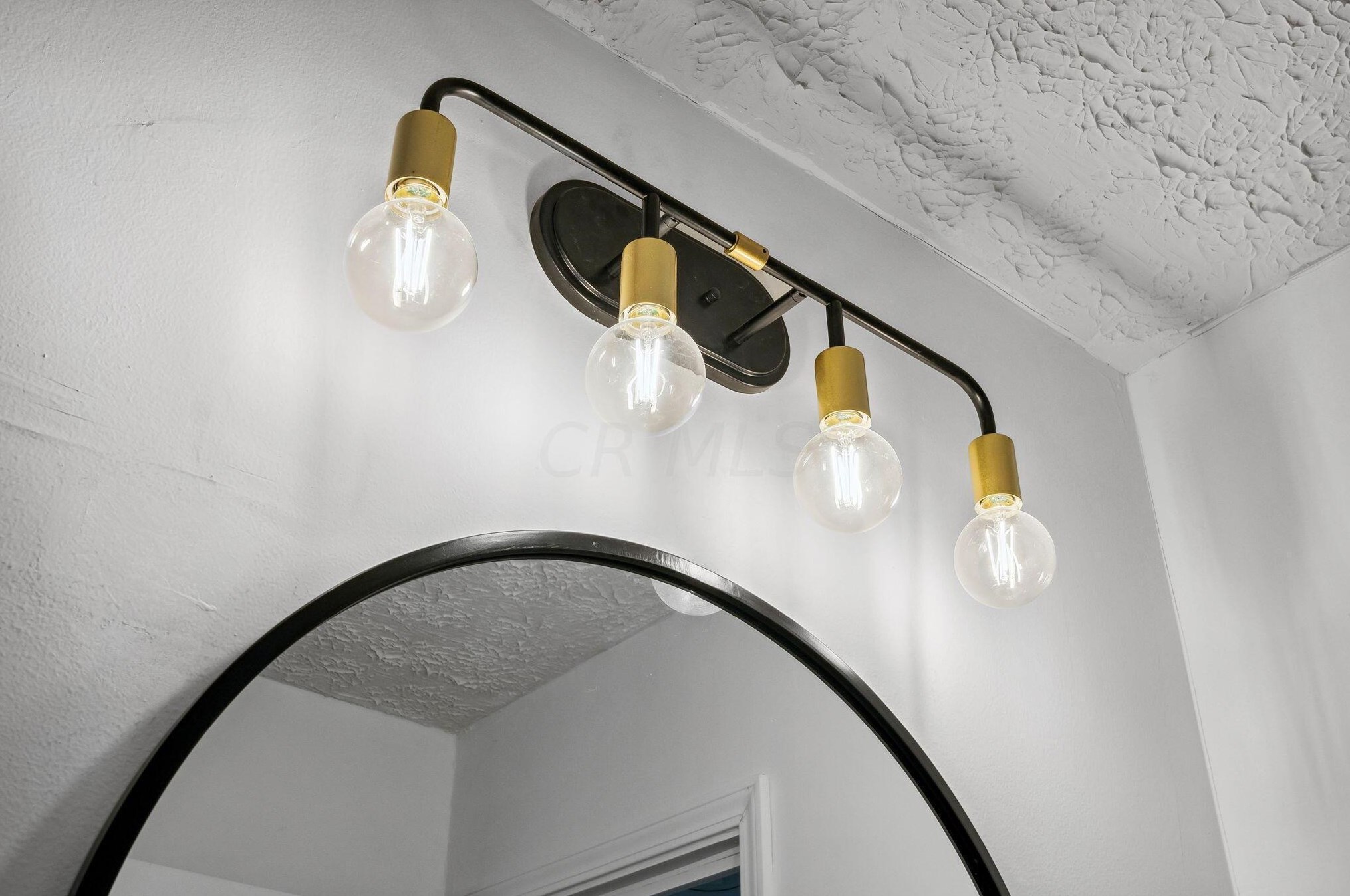 96 Weyant Ave, Columbus OH 43227-1024 exterior