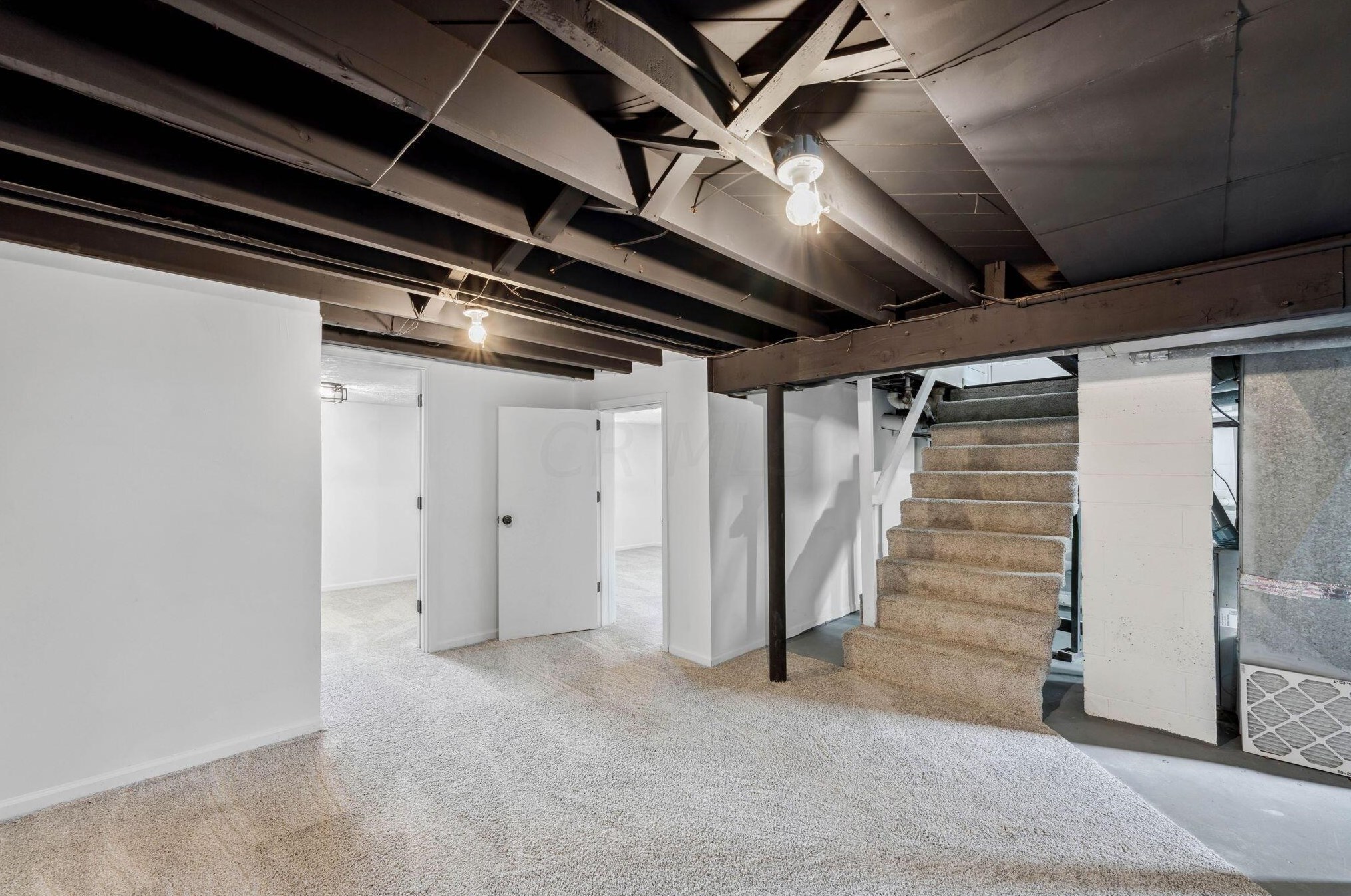 96 Weyant Ave, Columbus OH 43227-1024 exterior