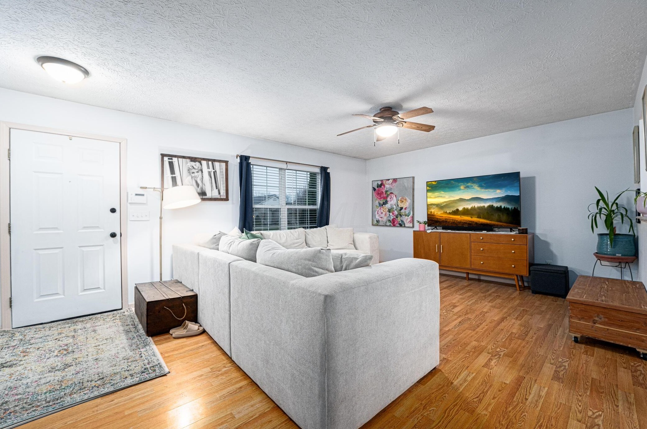 2139 Kingscreek Ct, Darbydale OH  43123-1290 exterior