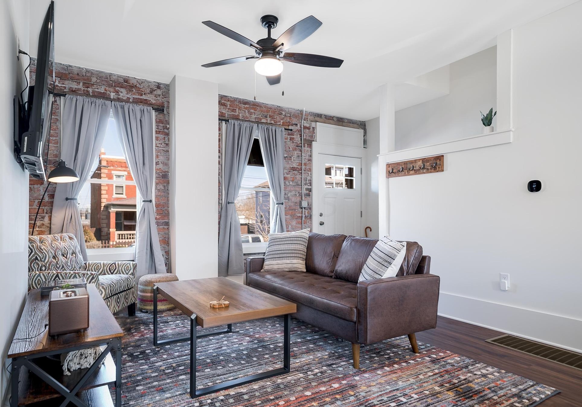 1296 Parsons Ave, Columbus OH 43206-3640 exterior