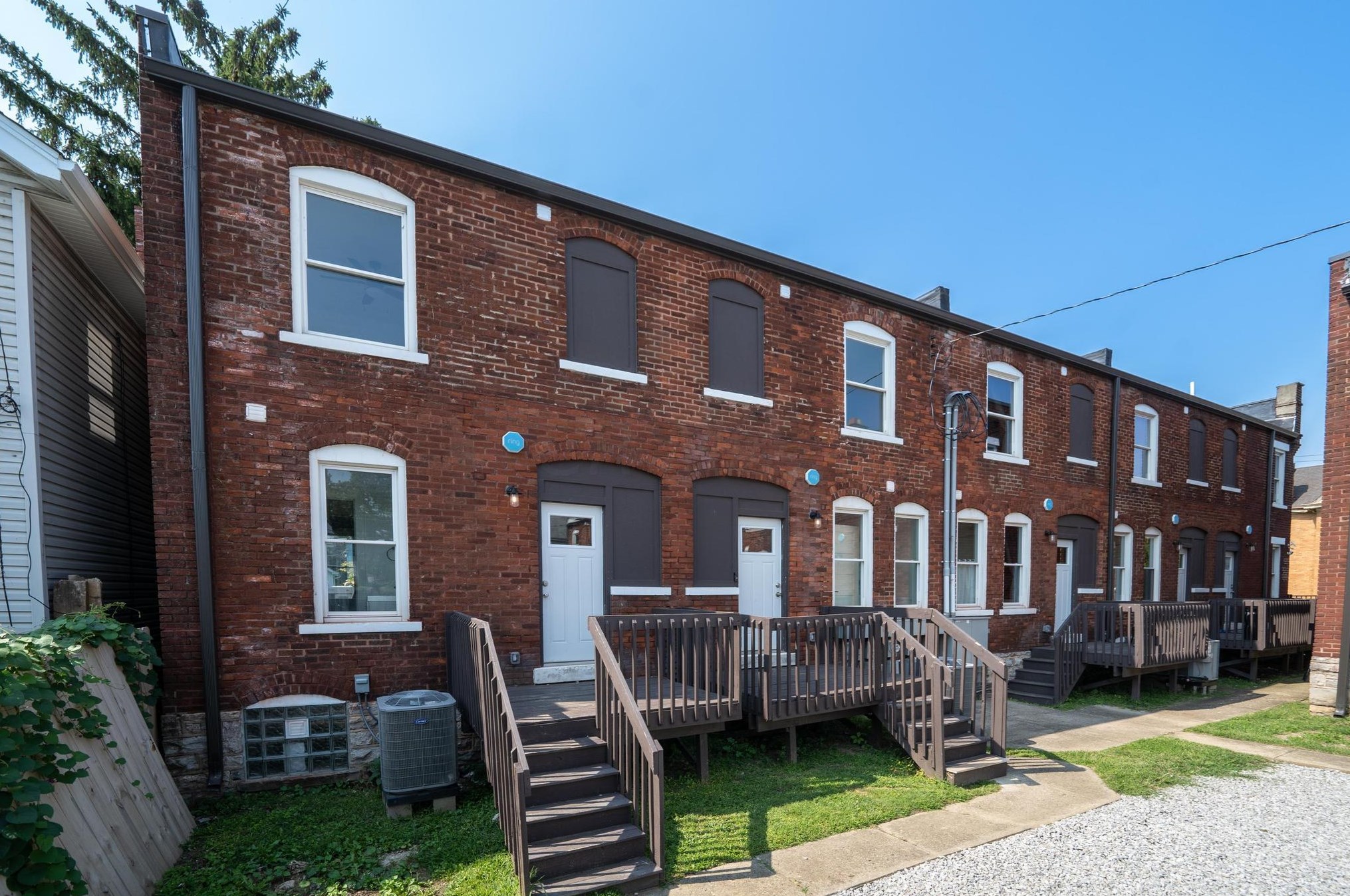 1296 Parsons Ave, Columbus OH 43206-3640 exterior