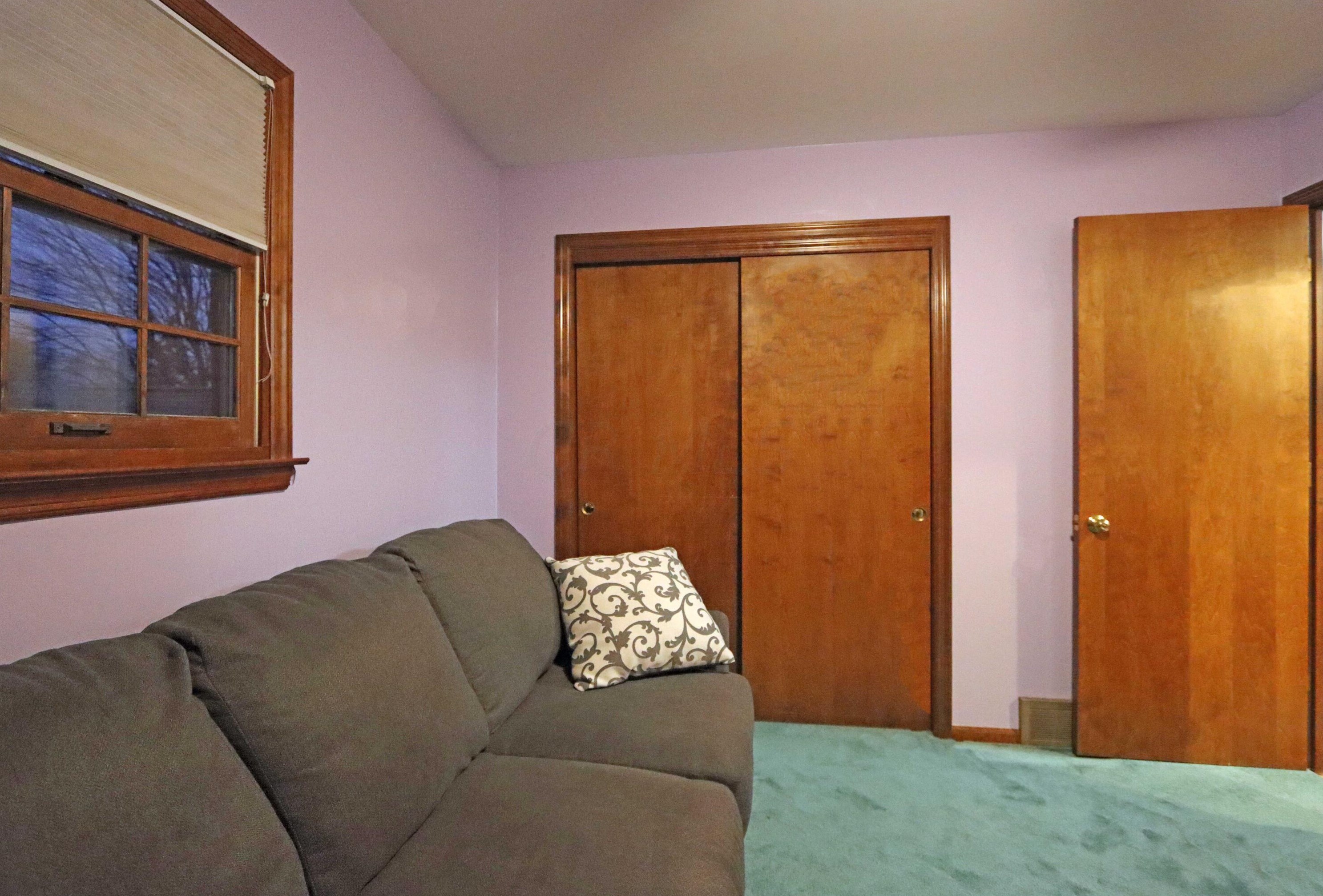 1705 Lynnhurst Rd, Columbus OH 43229-2641 exterior