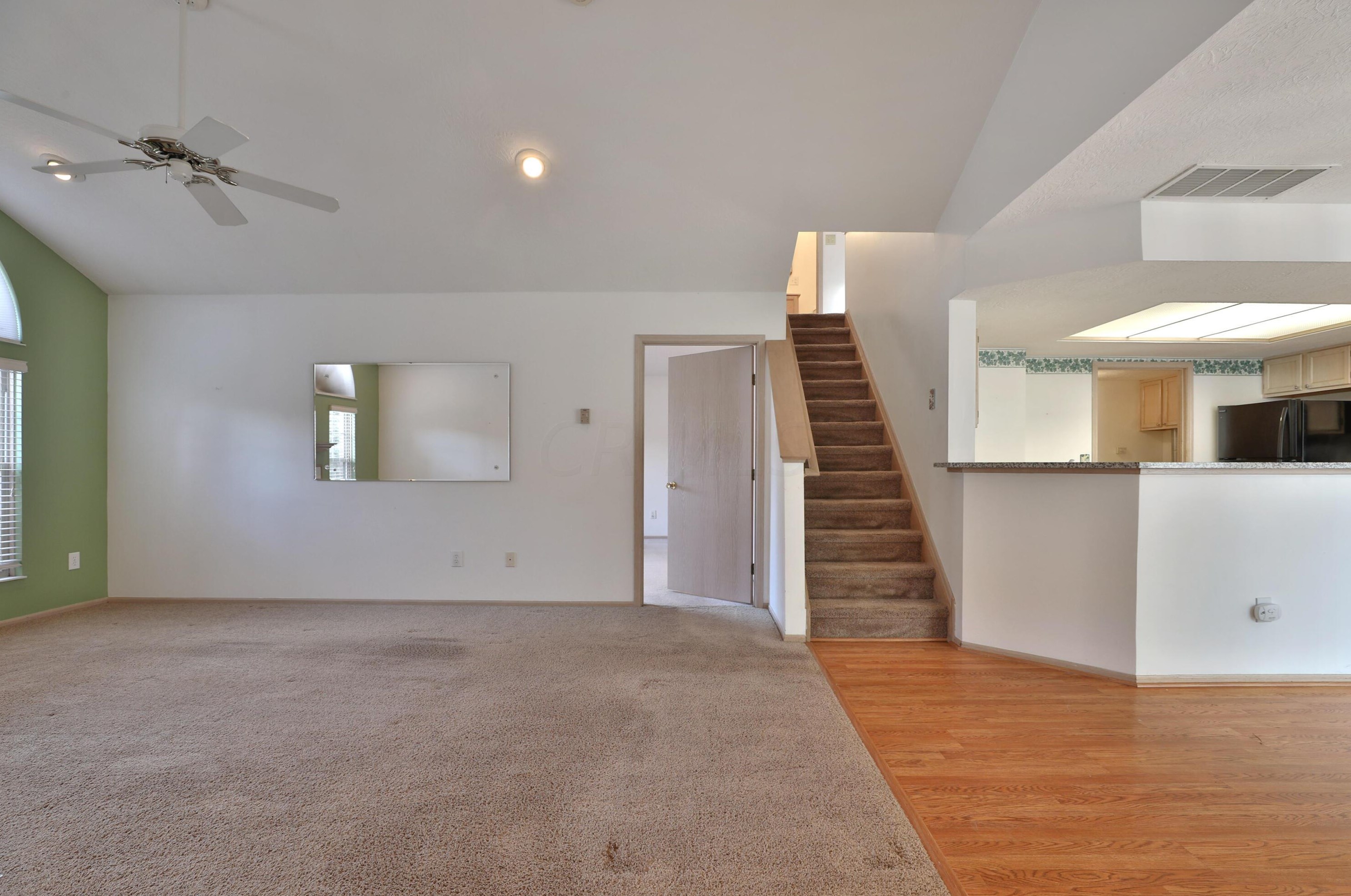 997 Vlg Brk Way, Columbus OH 43235-5033 exterior