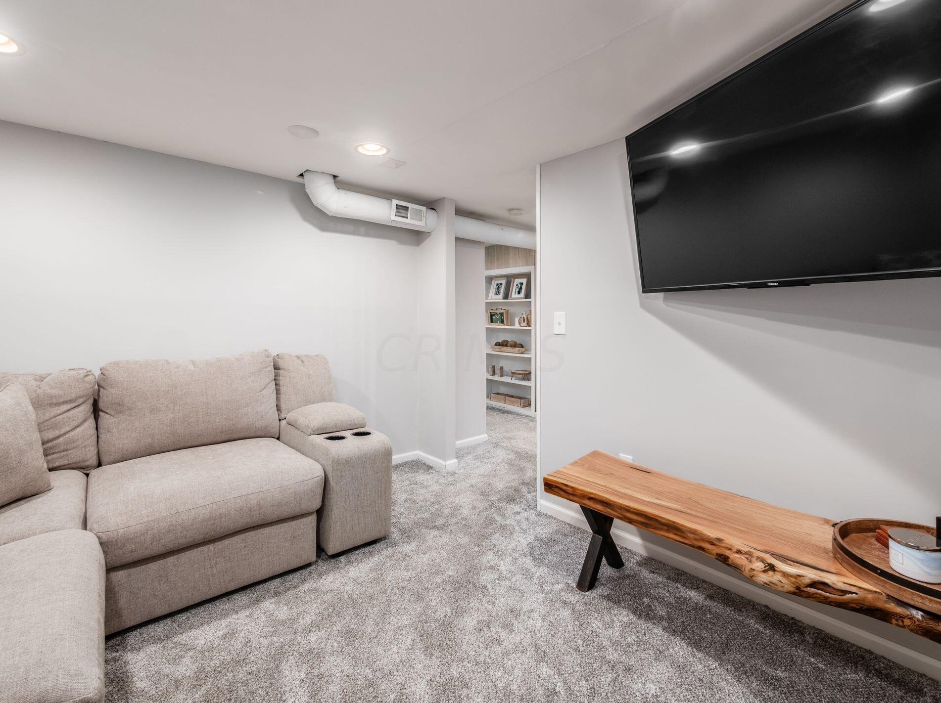 2170 Ridgecliff Rd, Columbus OH  43221-1820 exterior