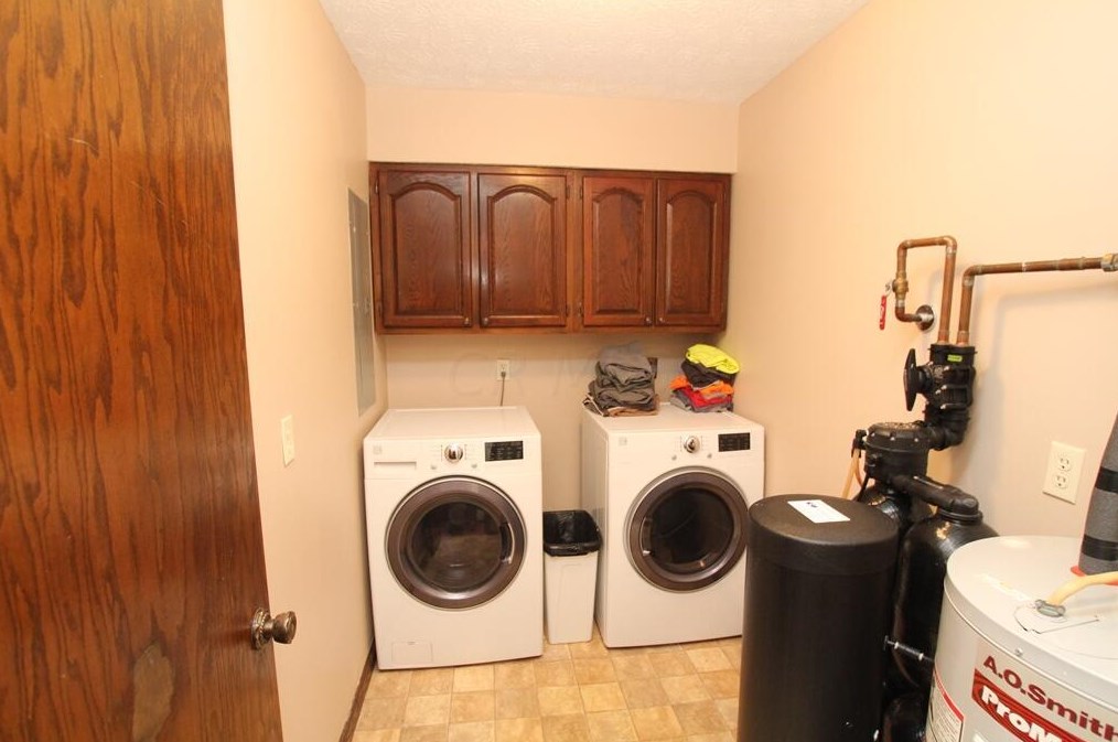 11946 Yankeetown Pike, Mount Sterling OH  43143-9513 exterior