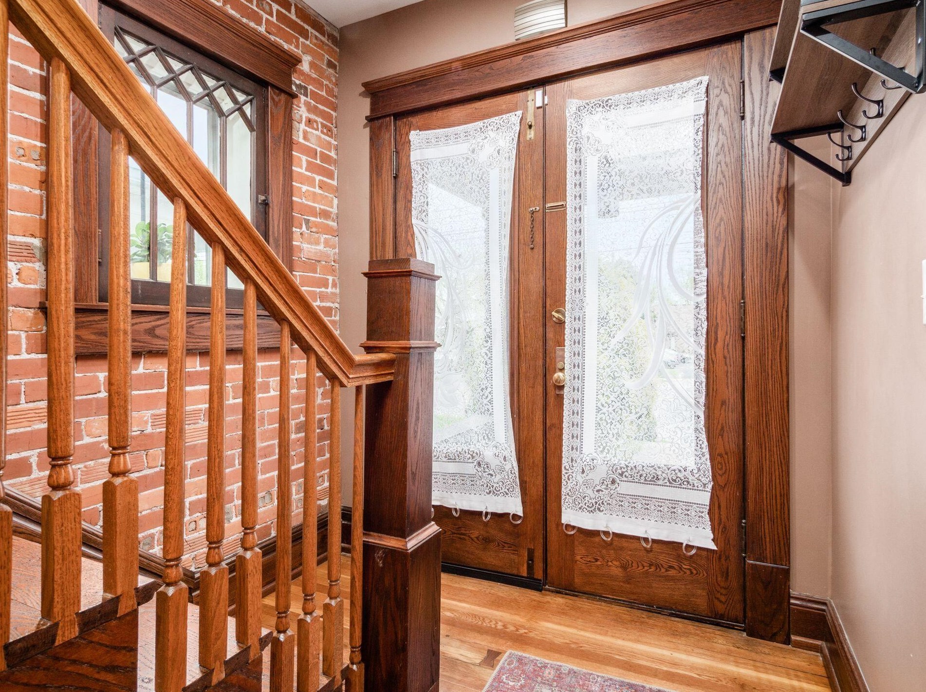 1557 High St, Columbus OH  43201-1154 exterior