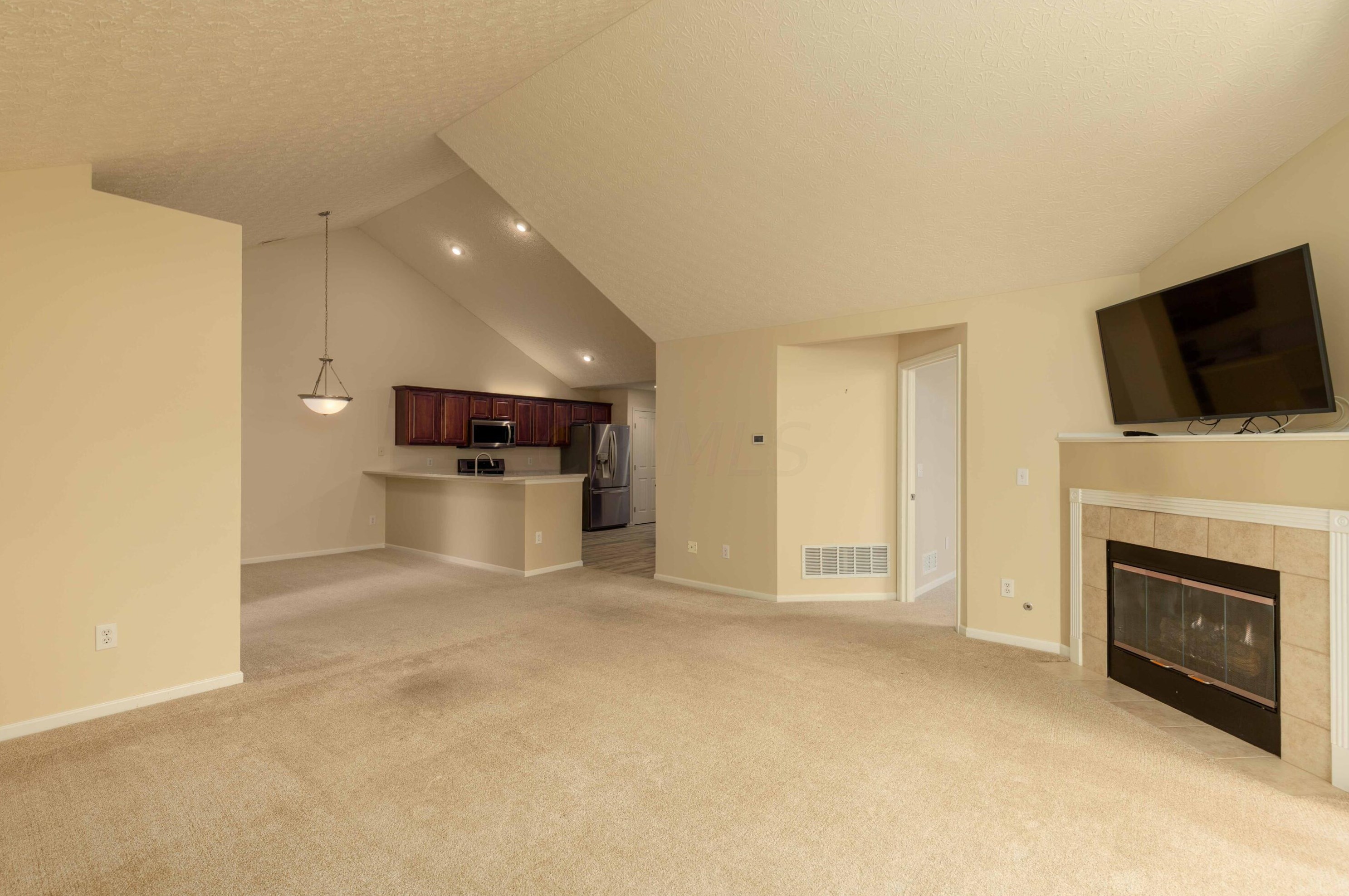 679 Old Dover Rd, Westerville OH  43082-6459 exterior