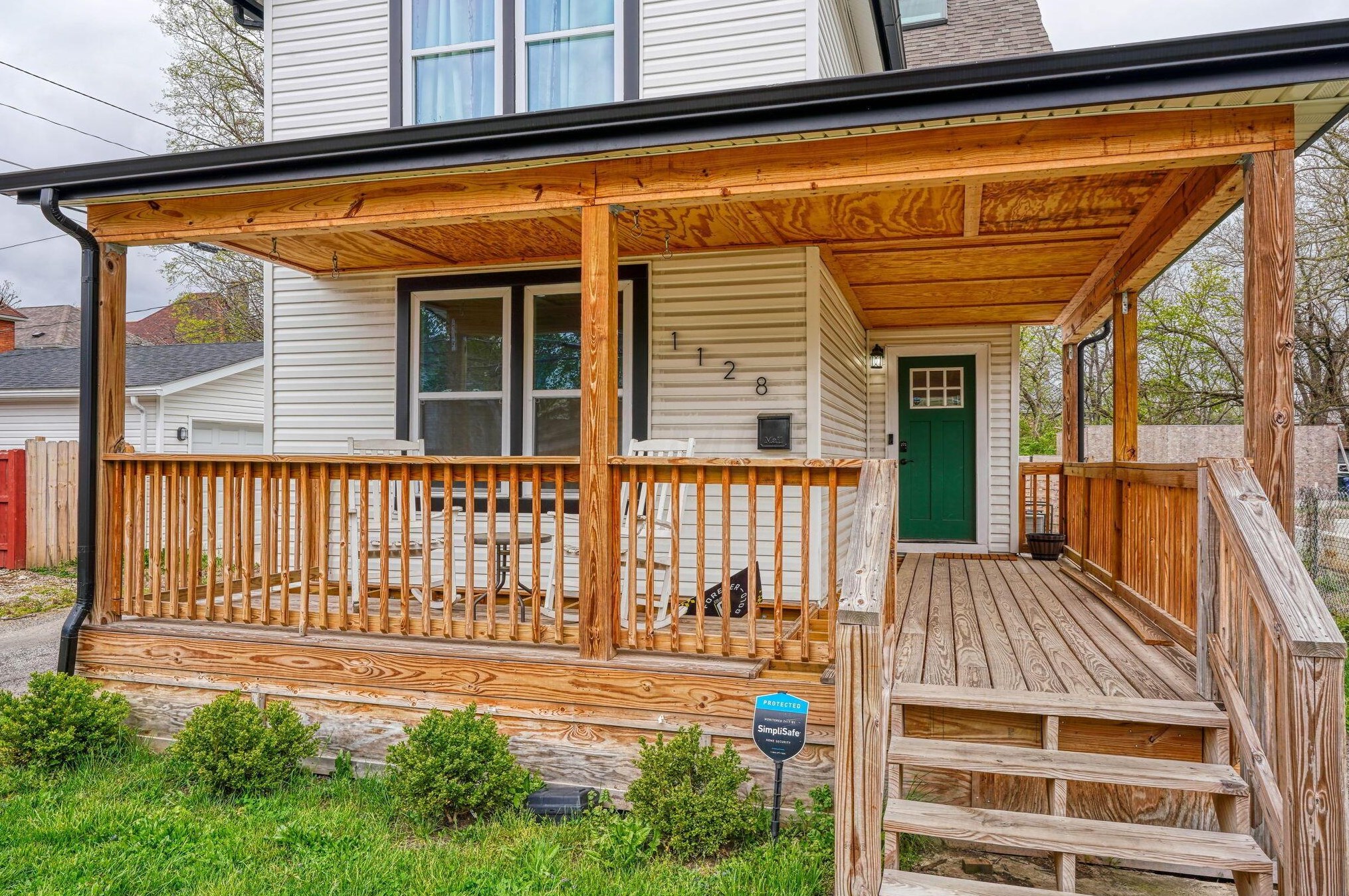 1128 Columbus St, Columbus OH  43206-1604 exterior