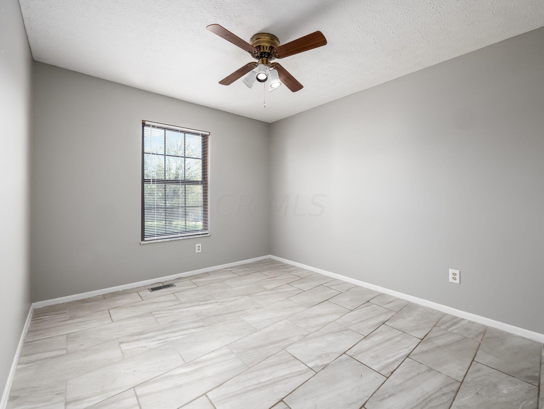 1027 Cypress Ridge Pl, Columbus OH  43228-6307 exterior