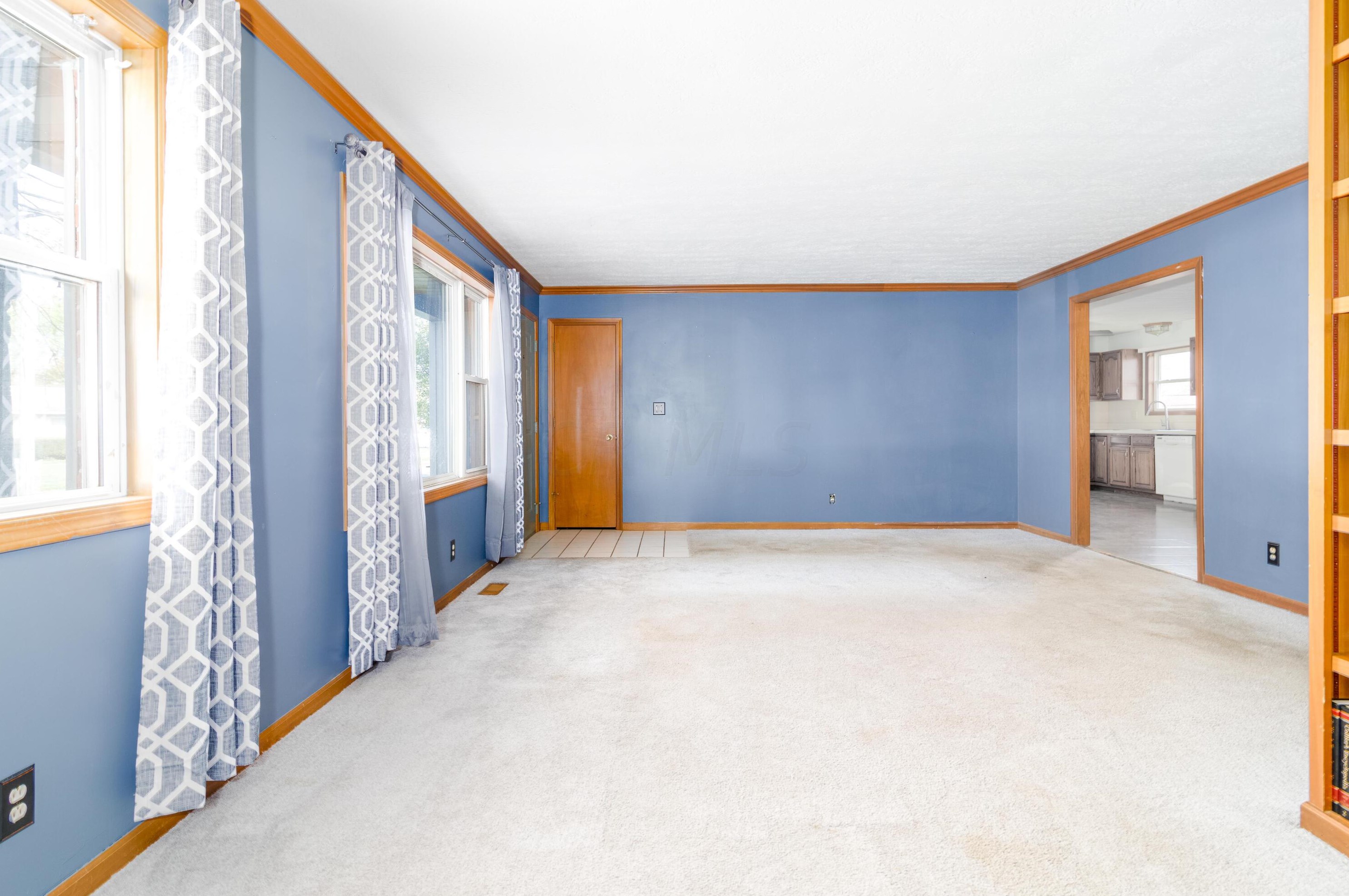 3434 Negley Rd, Columbus OH  43232-5903 exterior