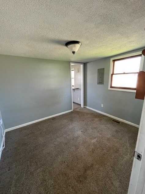 606 Newark Ave, Thornville OH  43076-9352 exterior