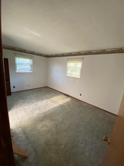 351 Gdn Hts Ave, Columbus OH 43228-1357 exterior