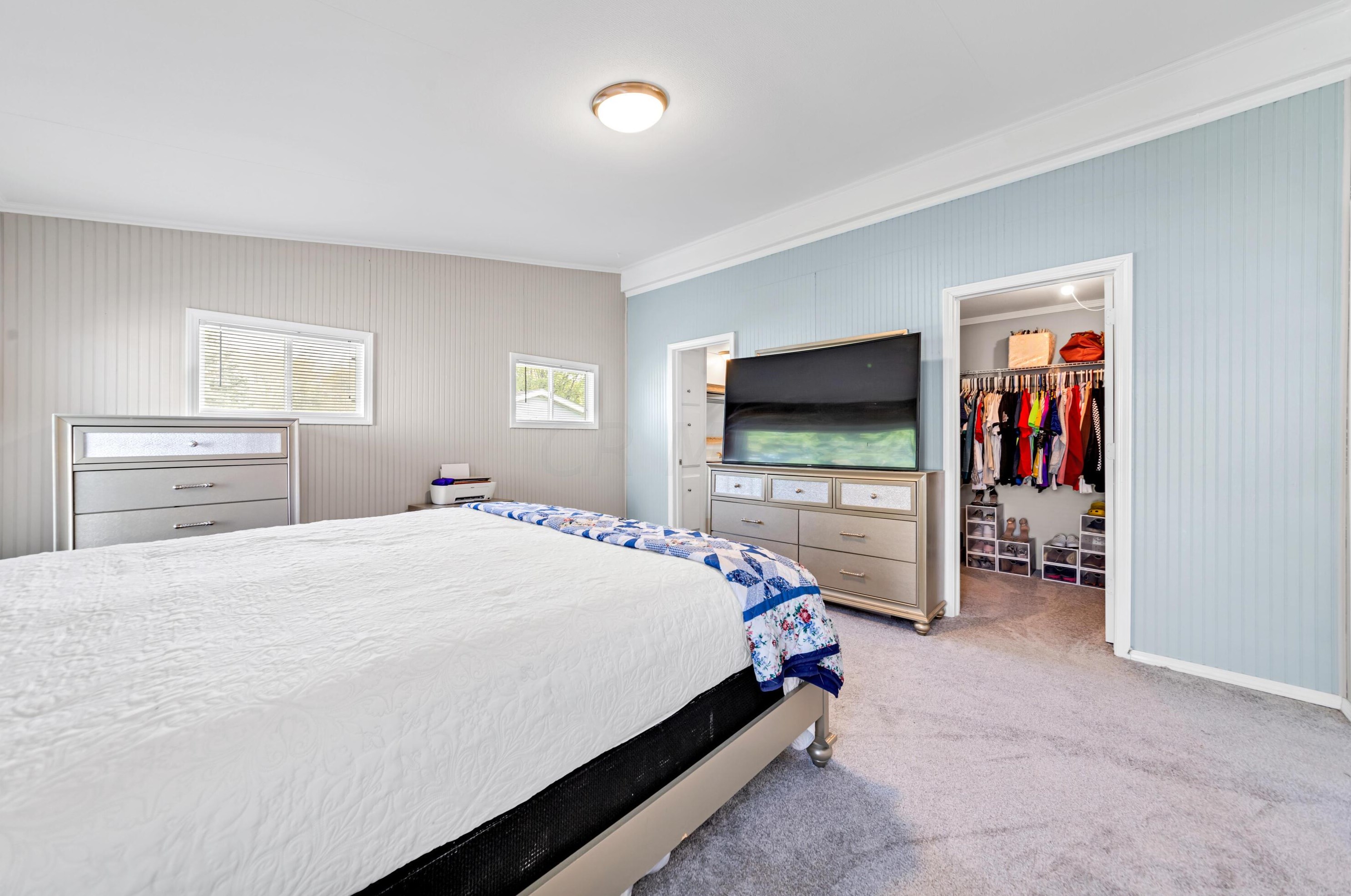 6 Winter Pine Dr, Delaware OH  43015-2886 exterior