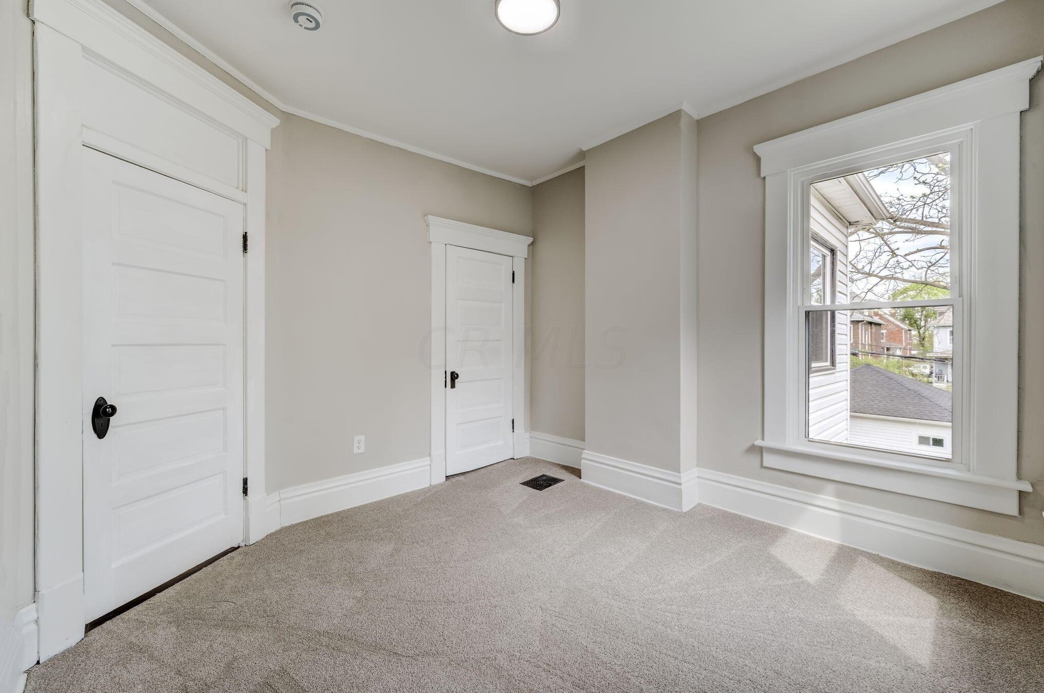 1544 Richmond Ave, Columbus OH  43203-1726 exterior