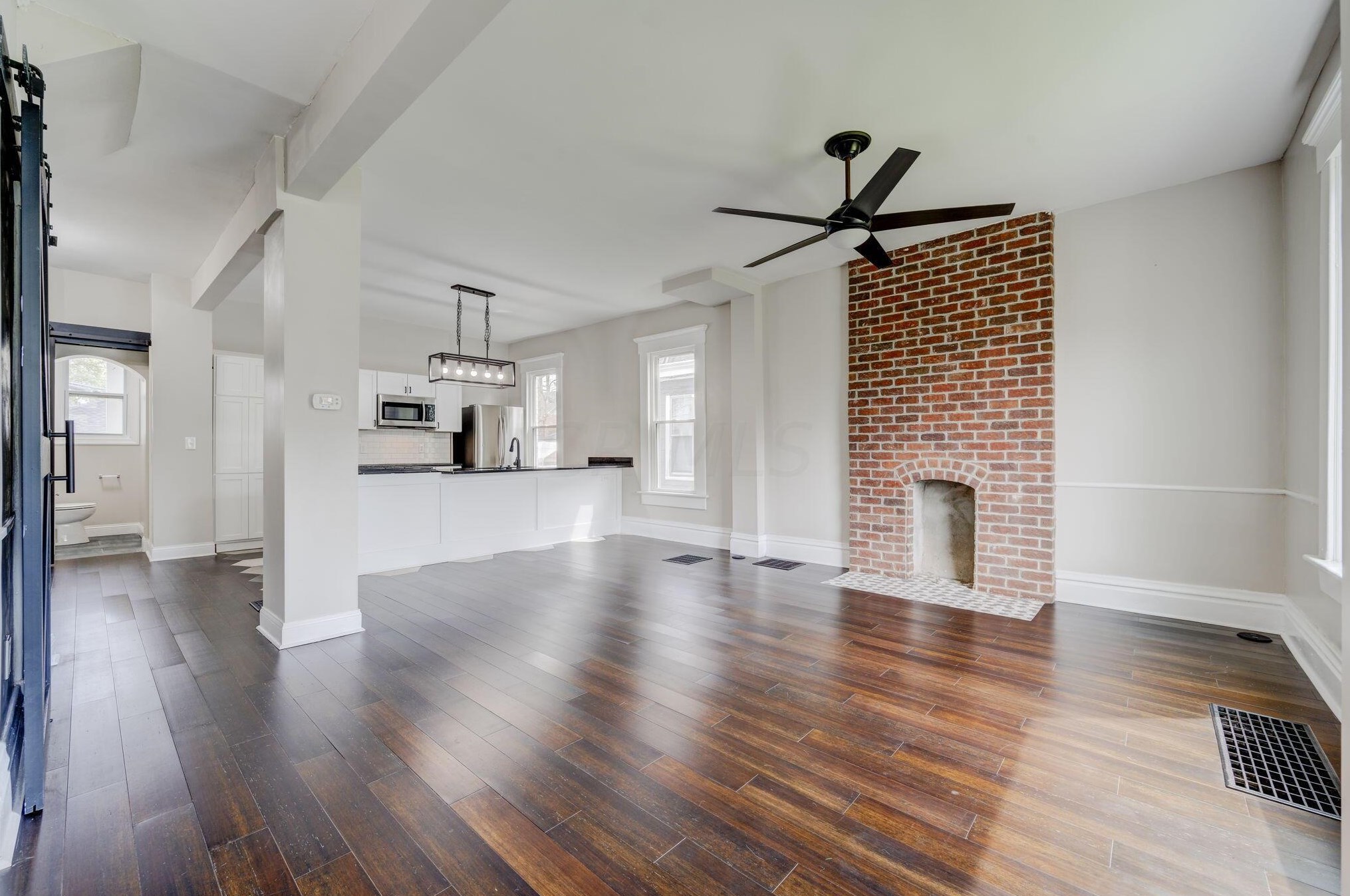 1544 Richmond Ave, Columbus OH  43203-1726 exterior