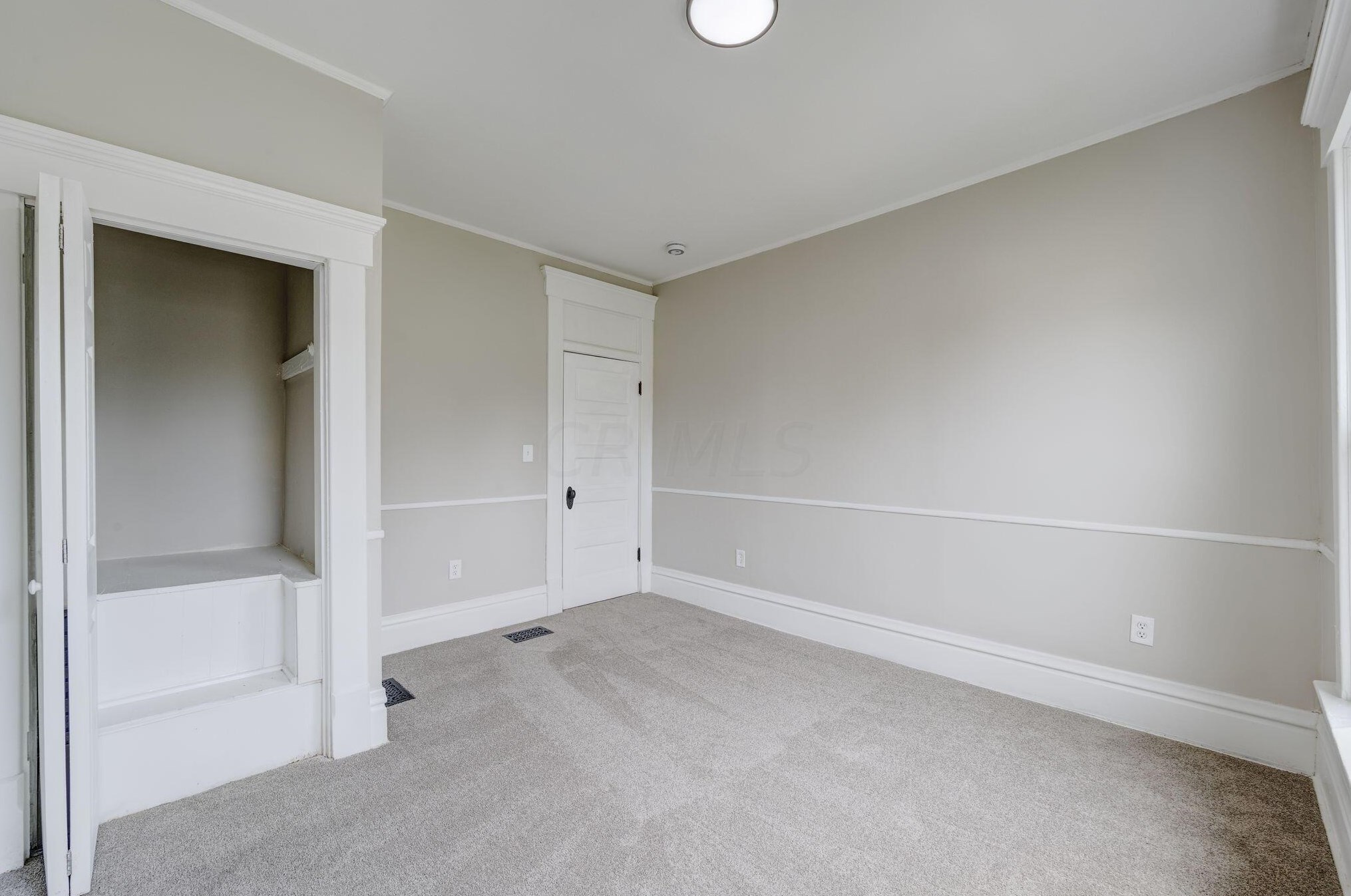 1544 Richmond Ave, Columbus OH  43203-1726 exterior