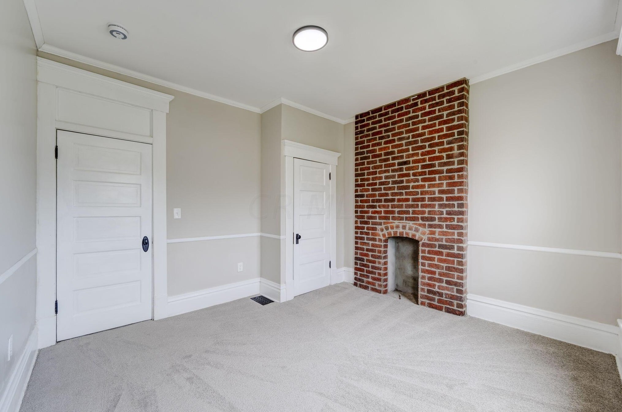 1544 Richmond Ave, Columbus OH  43203-1726 exterior