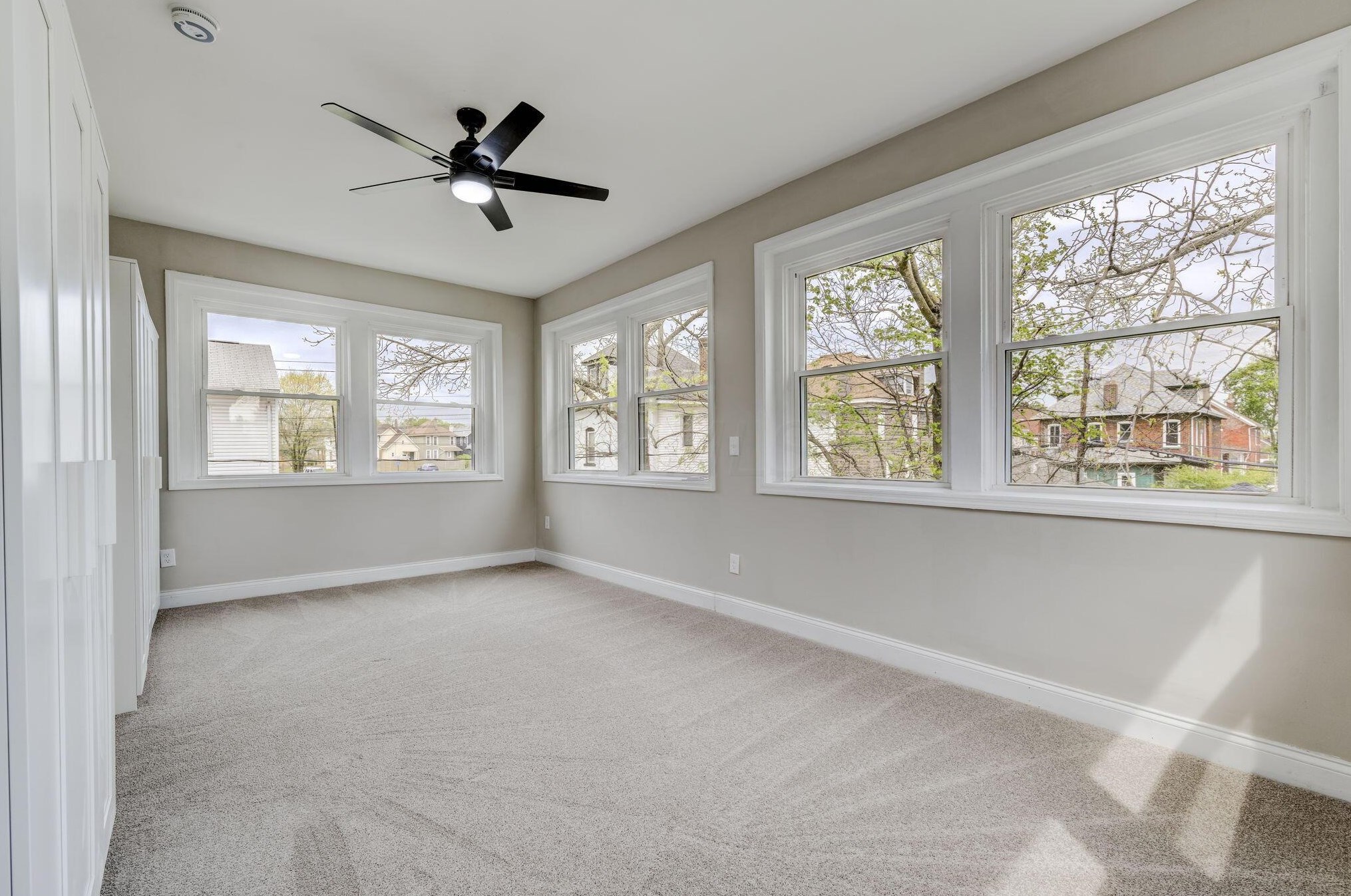 1544 Richmond Ave, Columbus OH  43203-1726 exterior