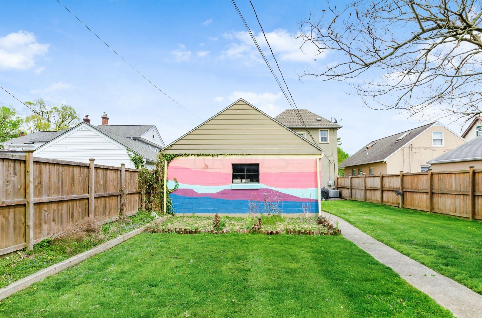 1487 Glenn Ave, Columbus OH  43212-6701 exterior