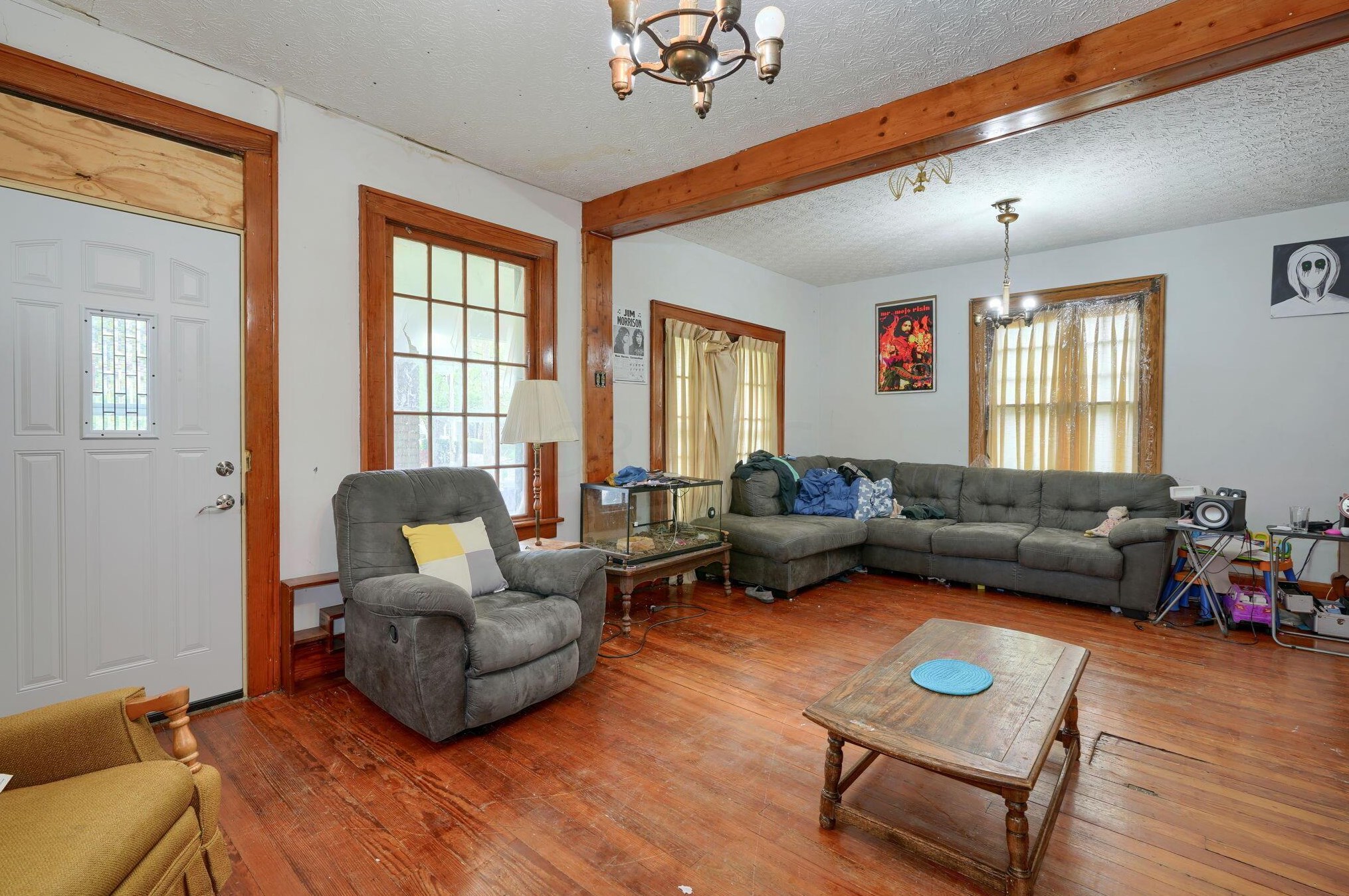 1714 Baltimore Rd, Lancaster OH 43130-8813 exterior