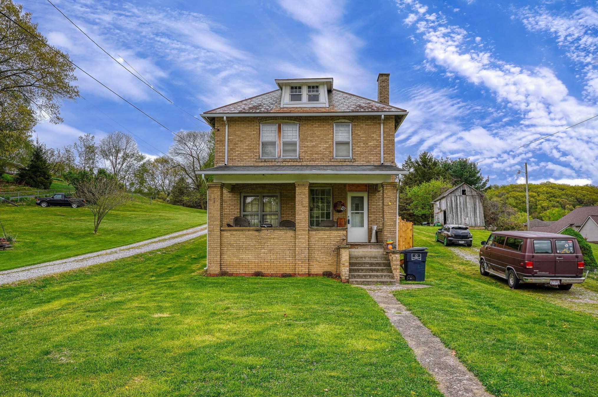 1714 Baltimore Rd, Lancaster OH 43130-8813 exterior