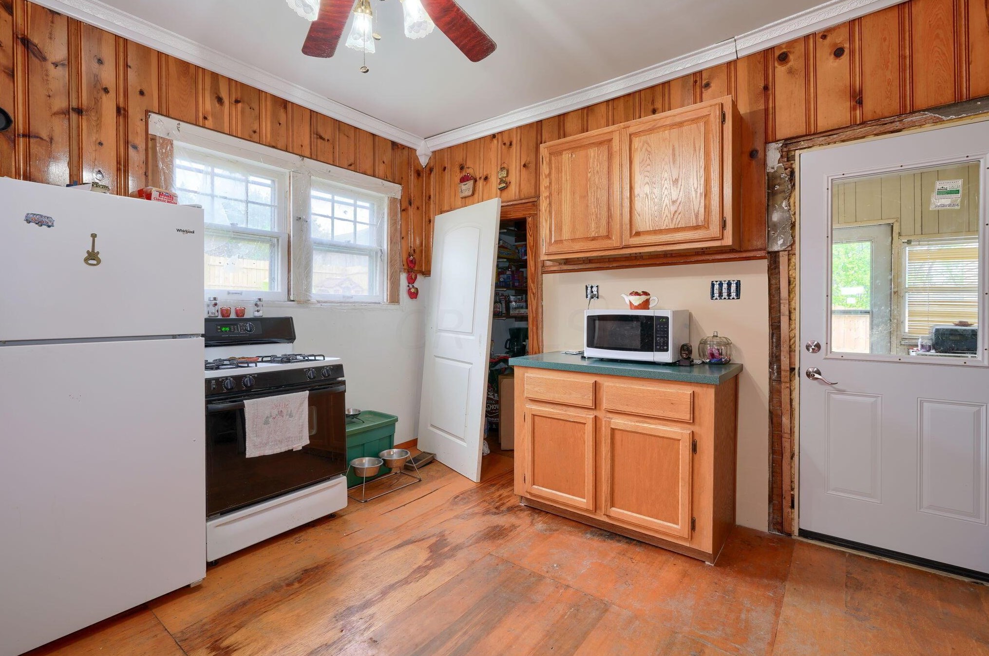 1714 Baltimore Rd, Lancaster OH 43130-8813 exterior