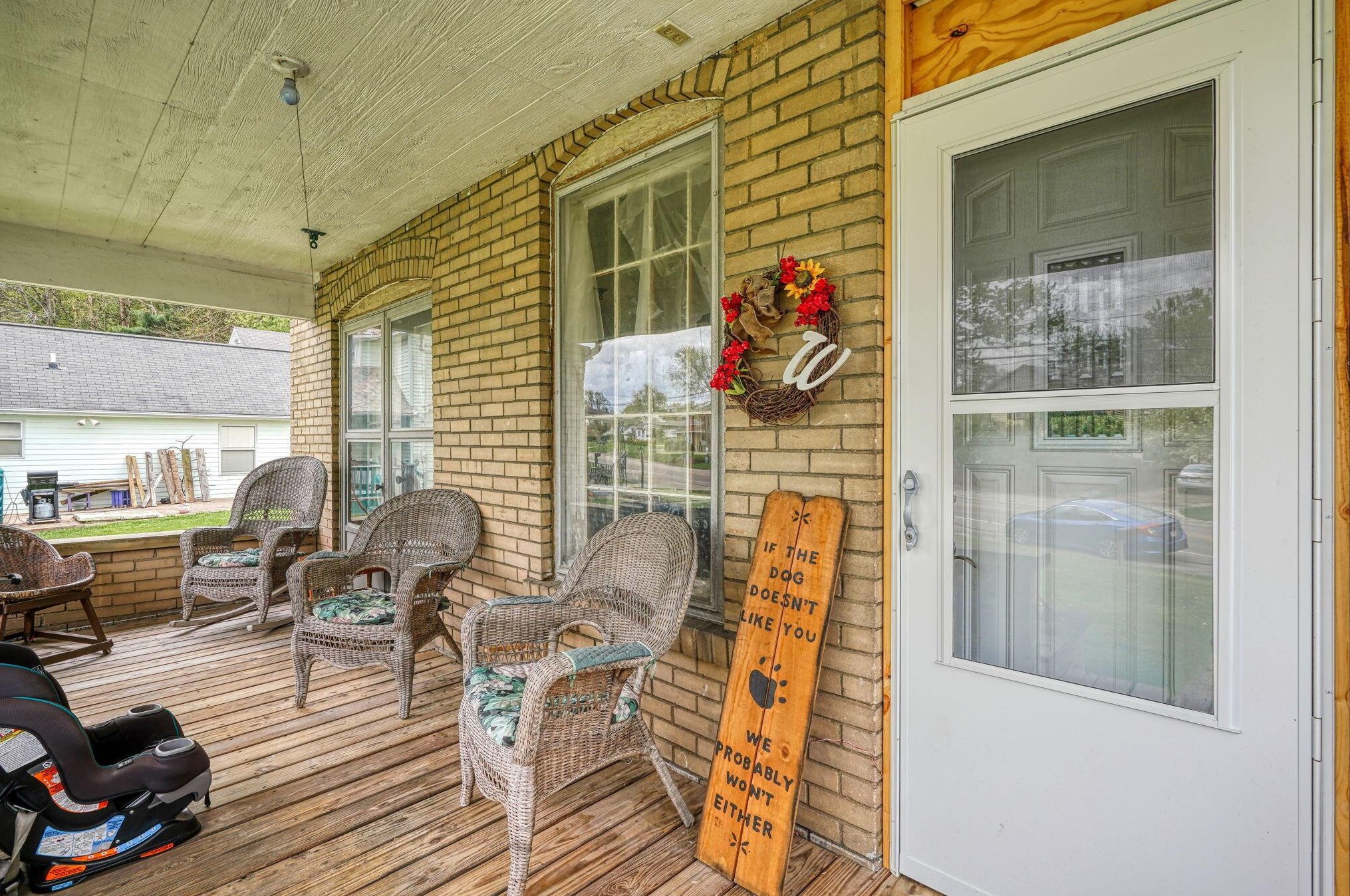 1714 Baltimore Rd, Lancaster OH 43130-8813 exterior