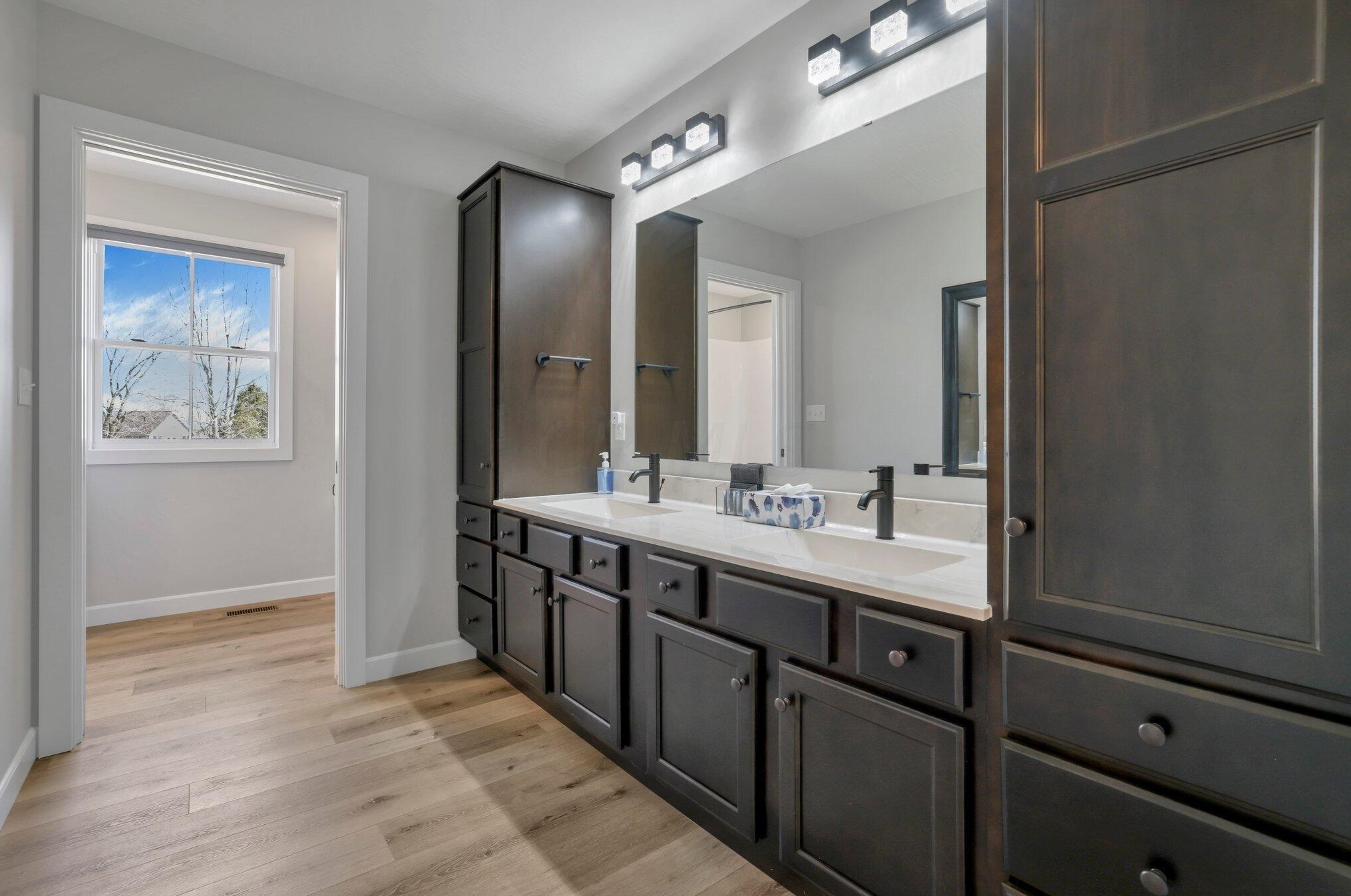 754 Winesap Cir, Howard OH  43028-8030 exterior