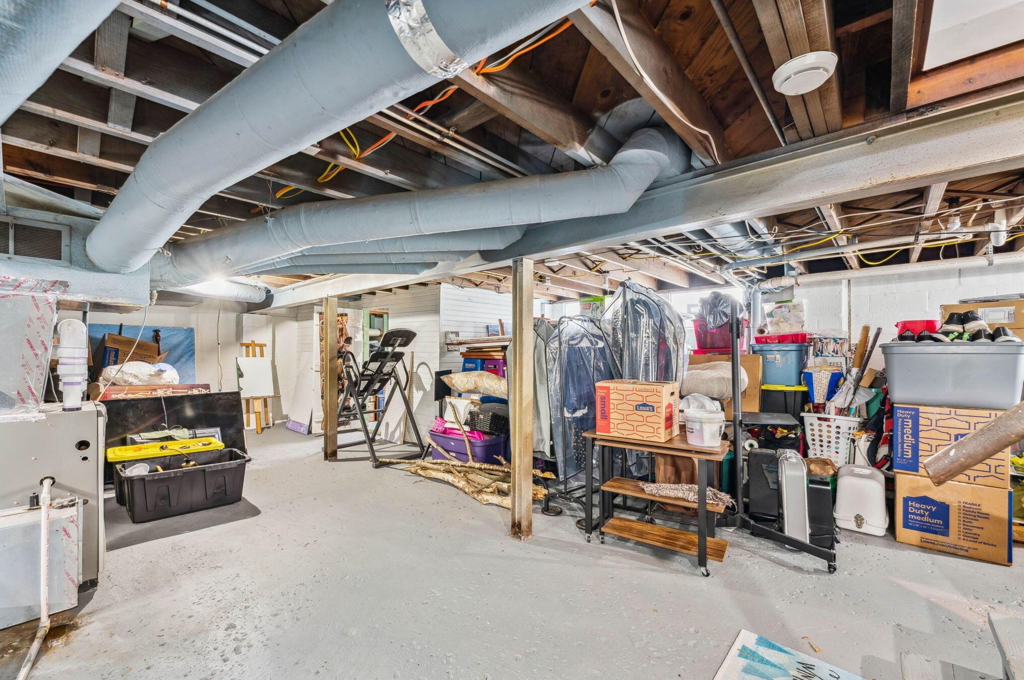 1498 Champion Ave, Columbus OH  43207-1397 exterior