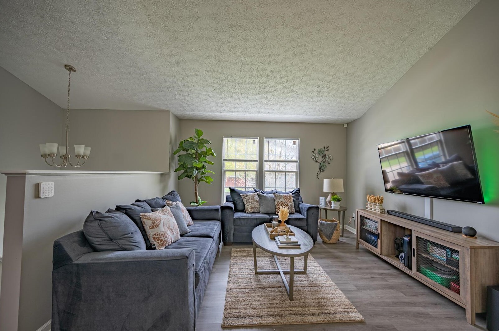 859 Maclam Dr, Columbus OH  43204-1456 exterior