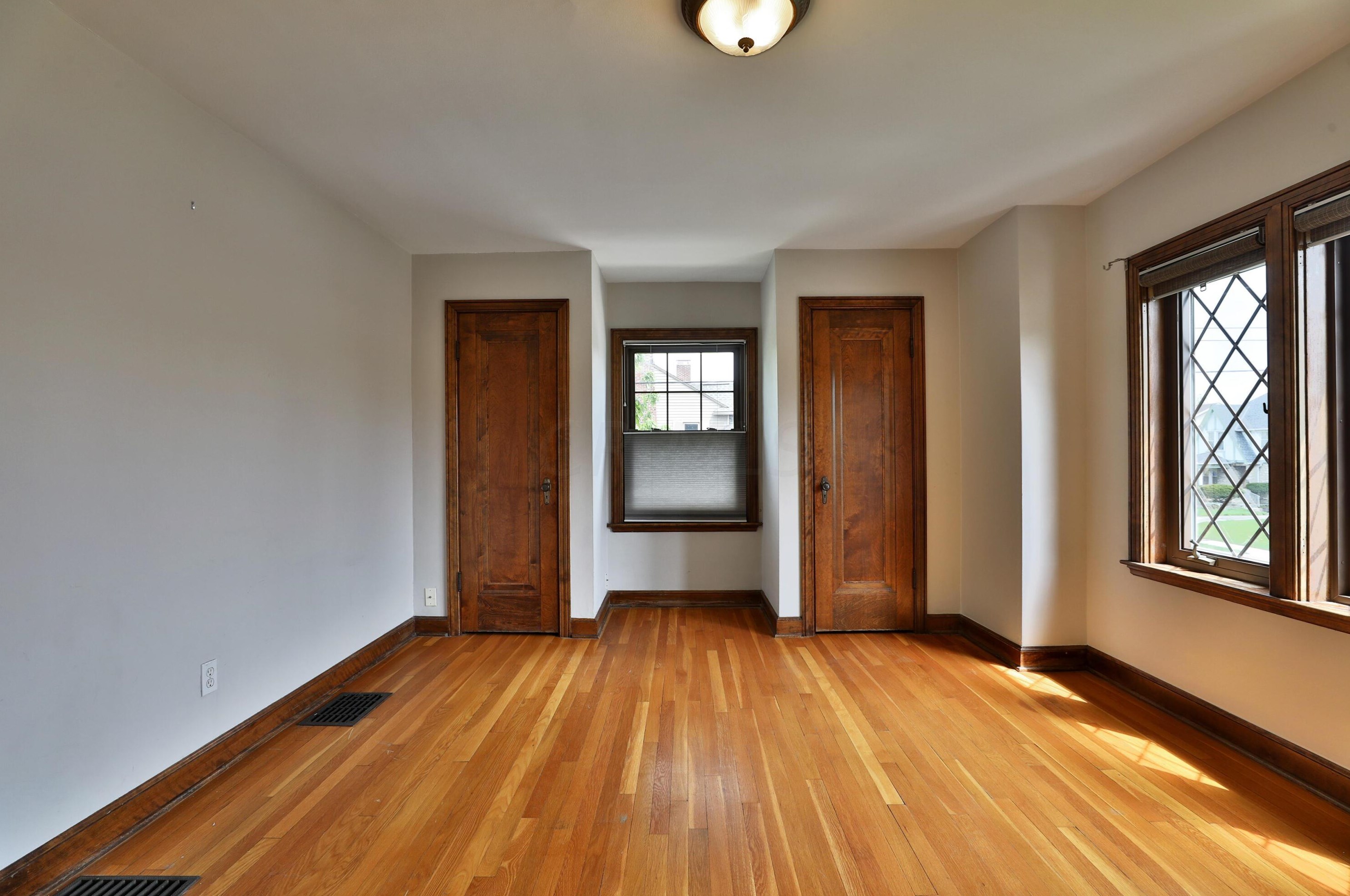 715 Wiltshire Rd, Columbus OH 43204-2336 exterior