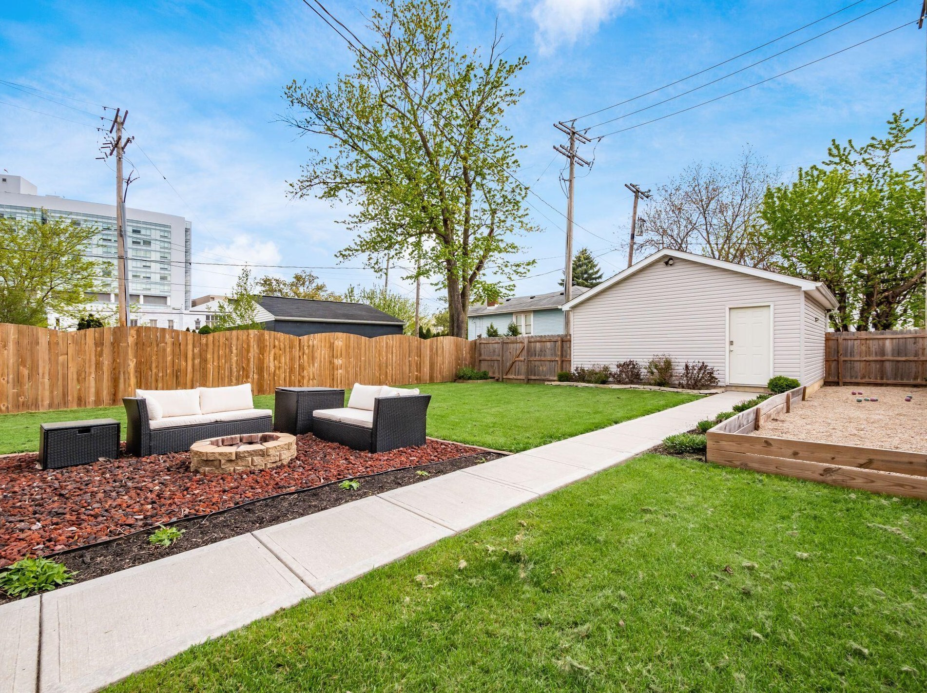 666 Wager St, Columbus OH  43206-1449 exterior