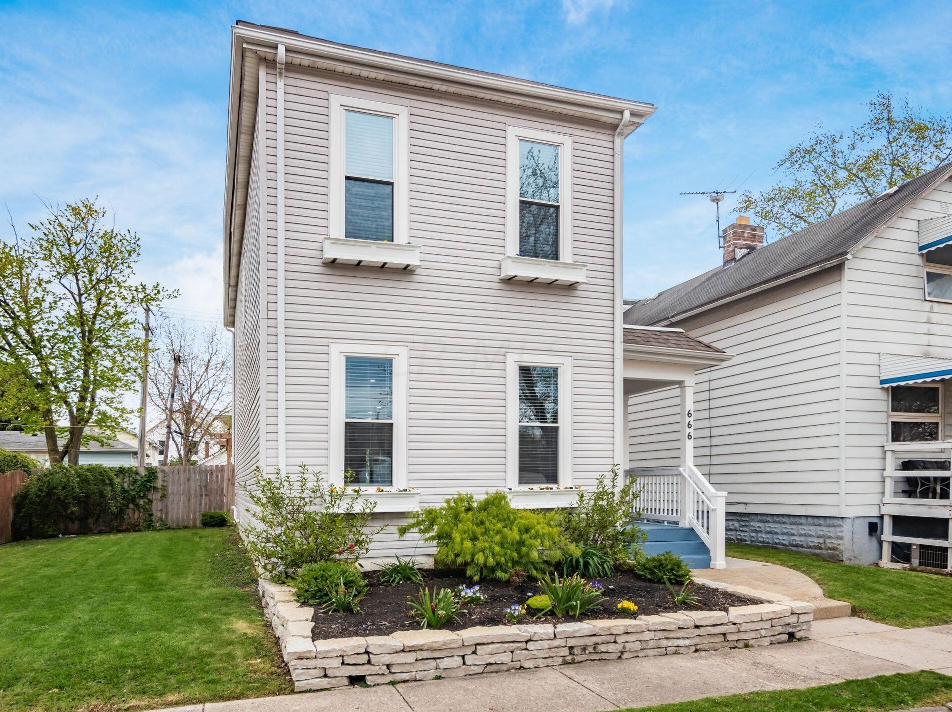 666 Wager St, Columbus OH  43206-1449 exterior