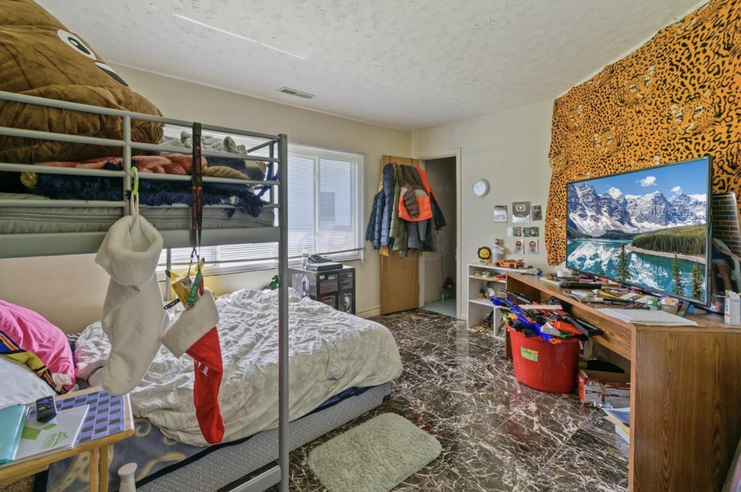 2740 Ferris Rd, Columbus OH 43224-2349 exterior