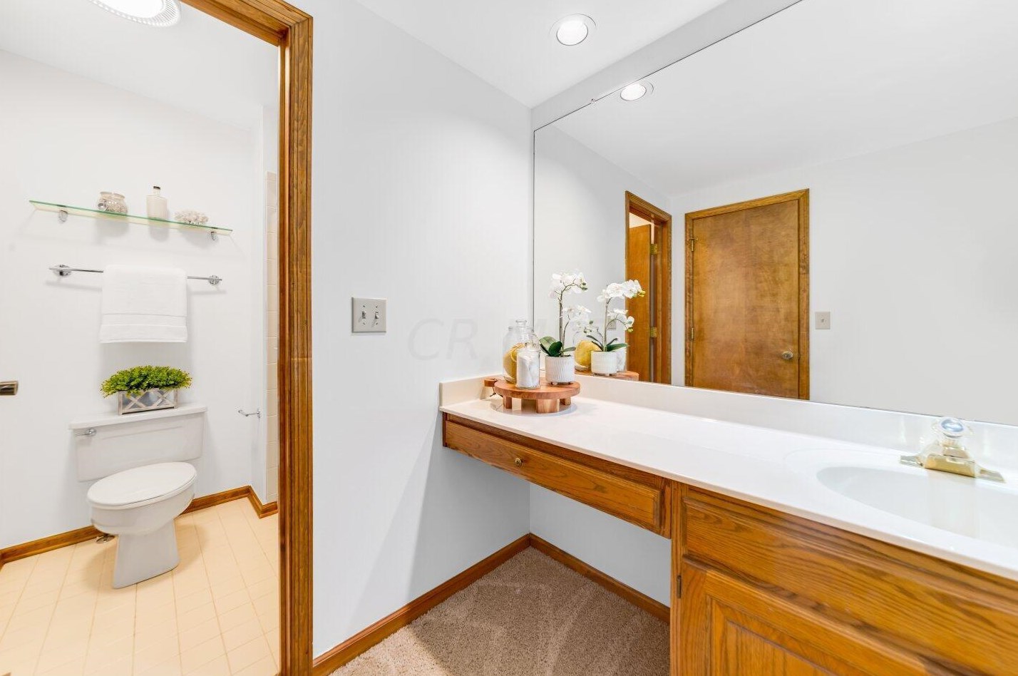 1980 Willow Glen Ln, Columbus OH 43229-1550 exterior