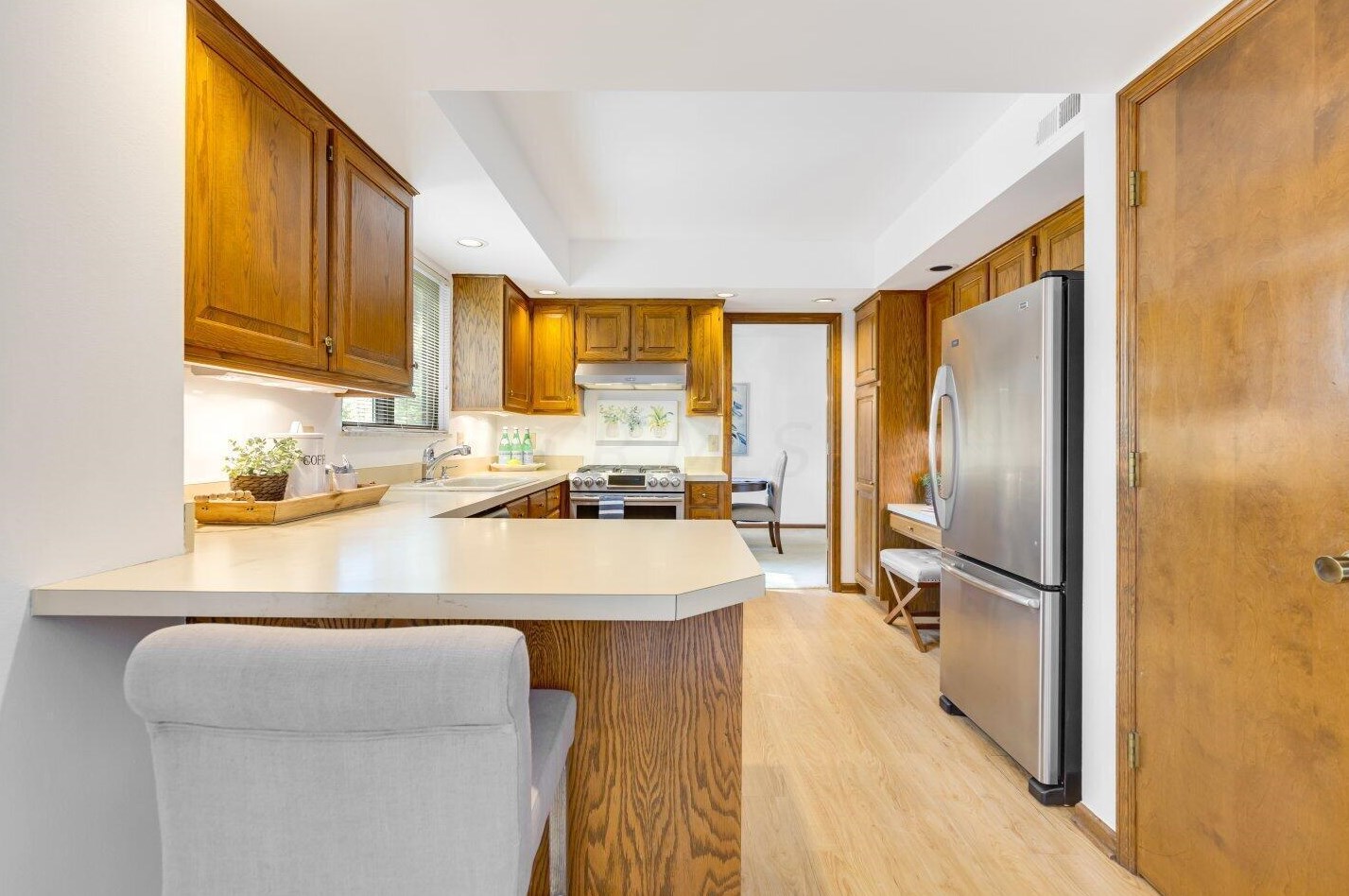 1980 Willow Glen Ln, Columbus OH 43229-1550 exterior