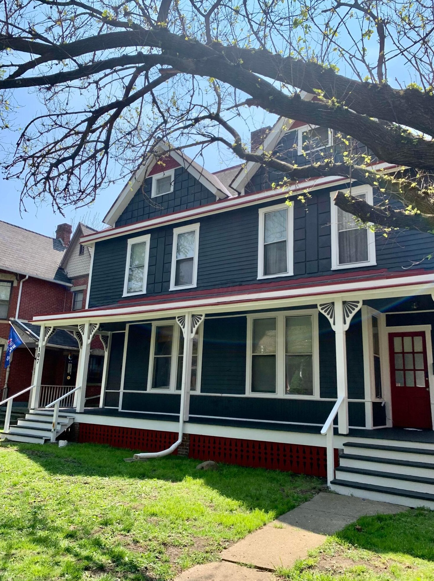 111 2 Ave, Columbus OH 43201-5412 exterior