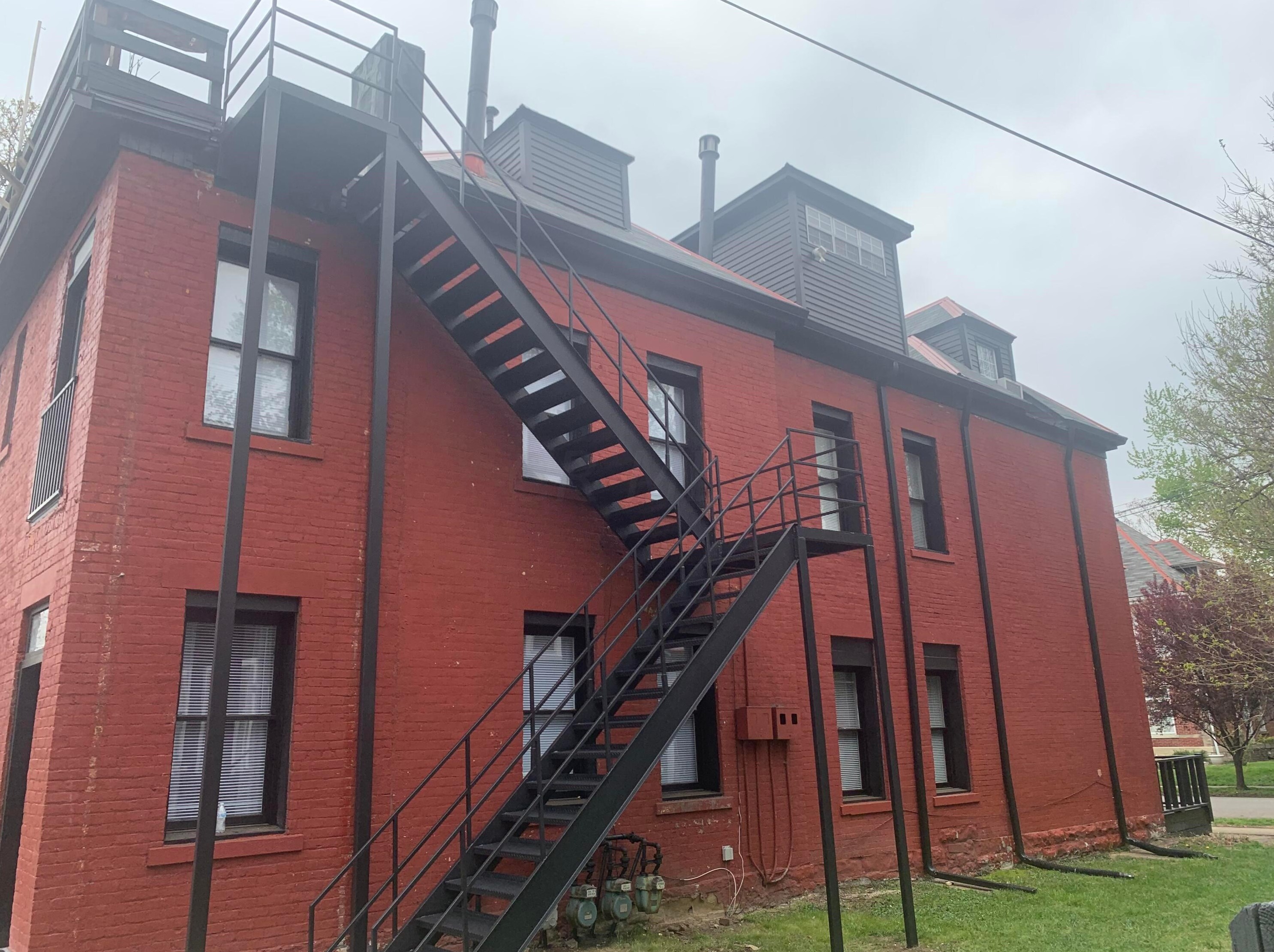 115 2 Ave, Columbus OH 43201-5412 exterior