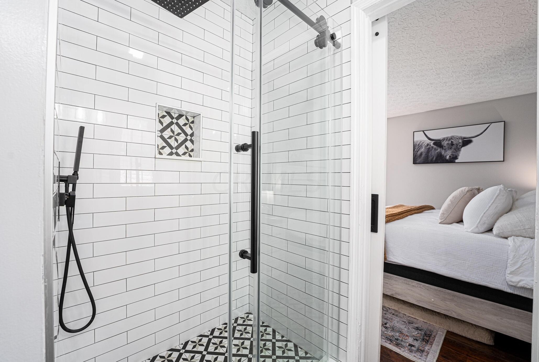 1857 Weather Stone Ln, Columbus OH  43235-1987 exterior