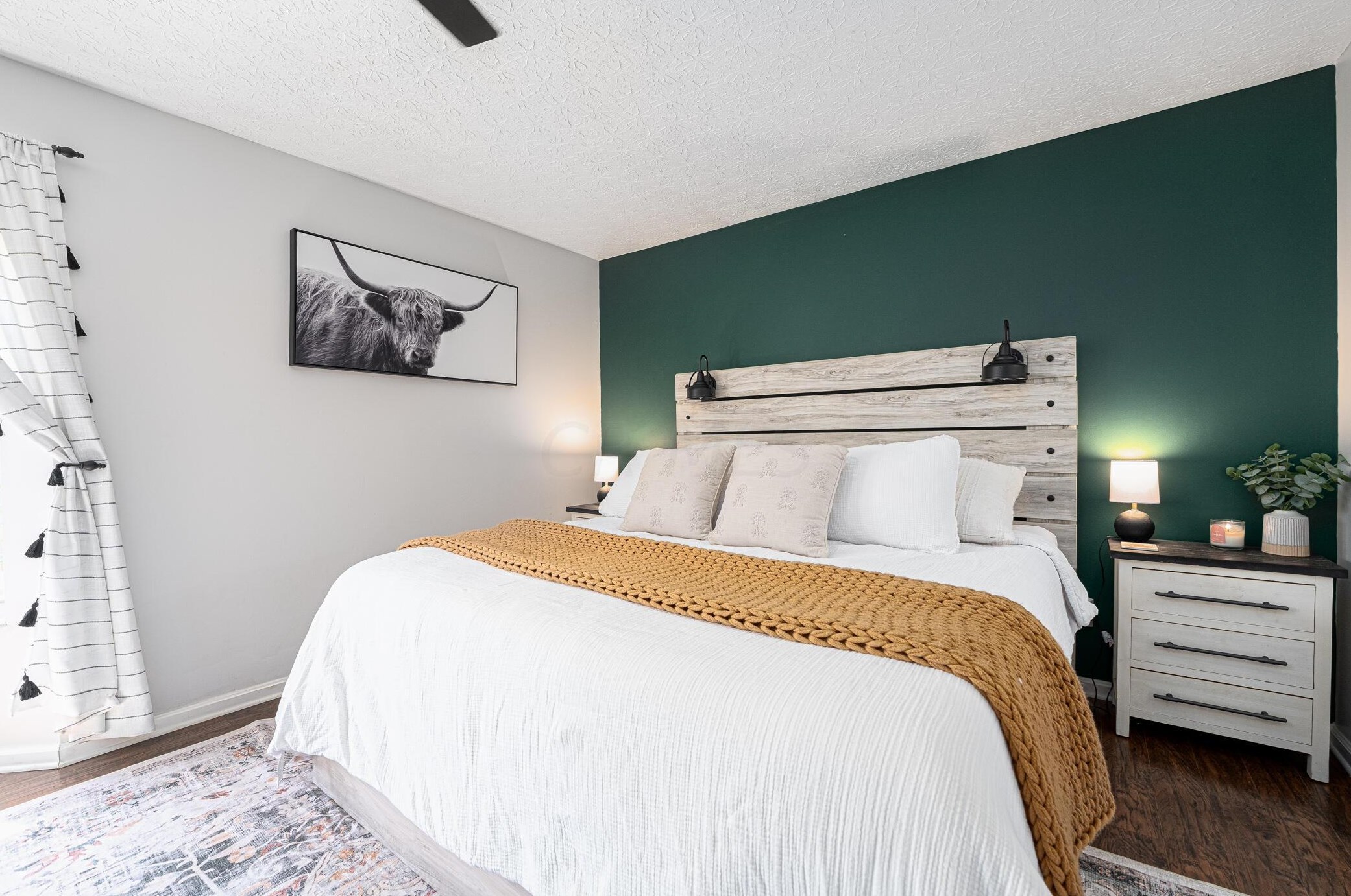 1857 Weather Stone Ln, Columbus OH  43235-1987 exterior