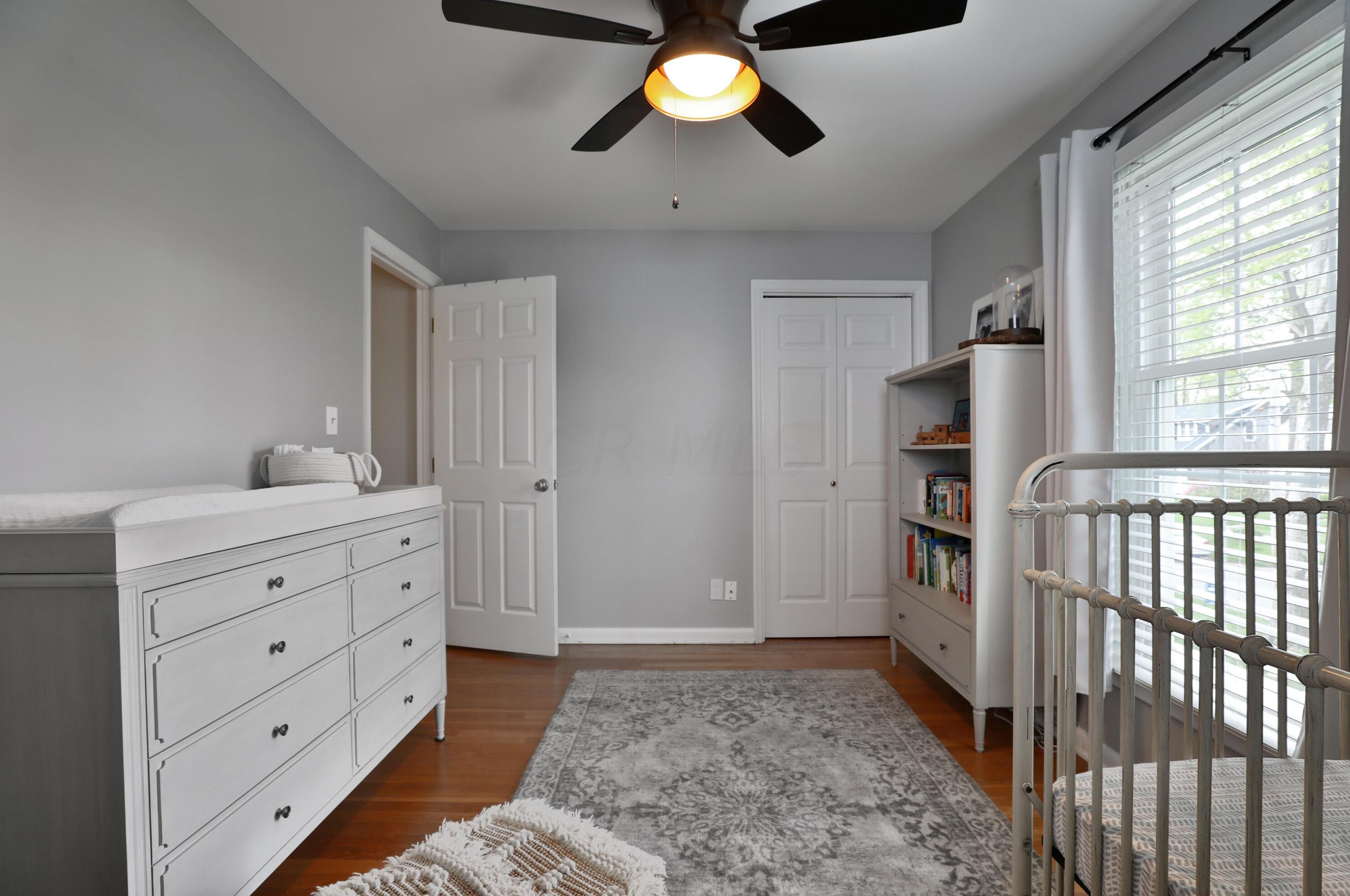 694 Hartford St, Columbus OH  43085-4122 exterior