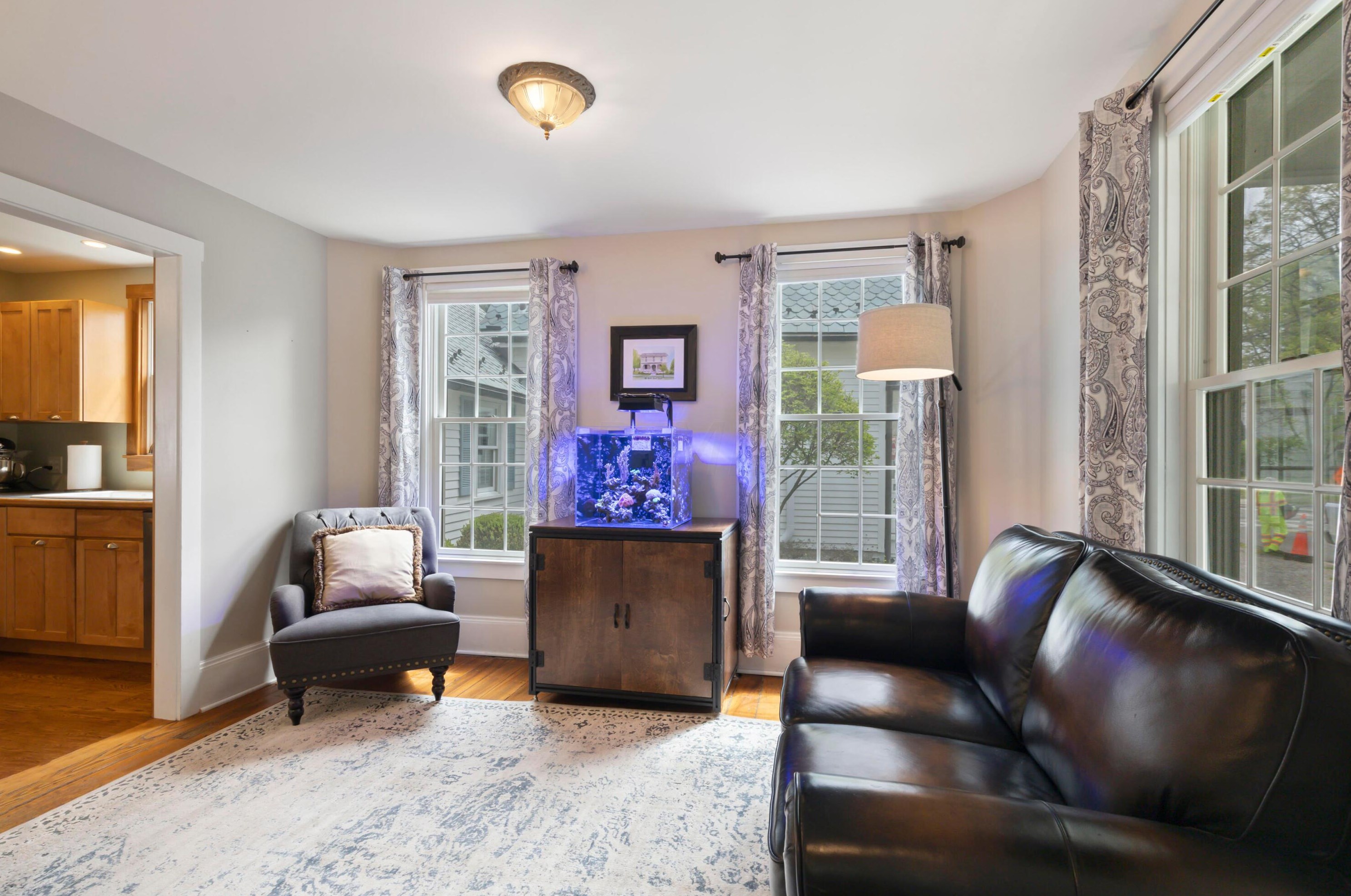 310 Pearl St, Granville OH  43023-1335 exterior